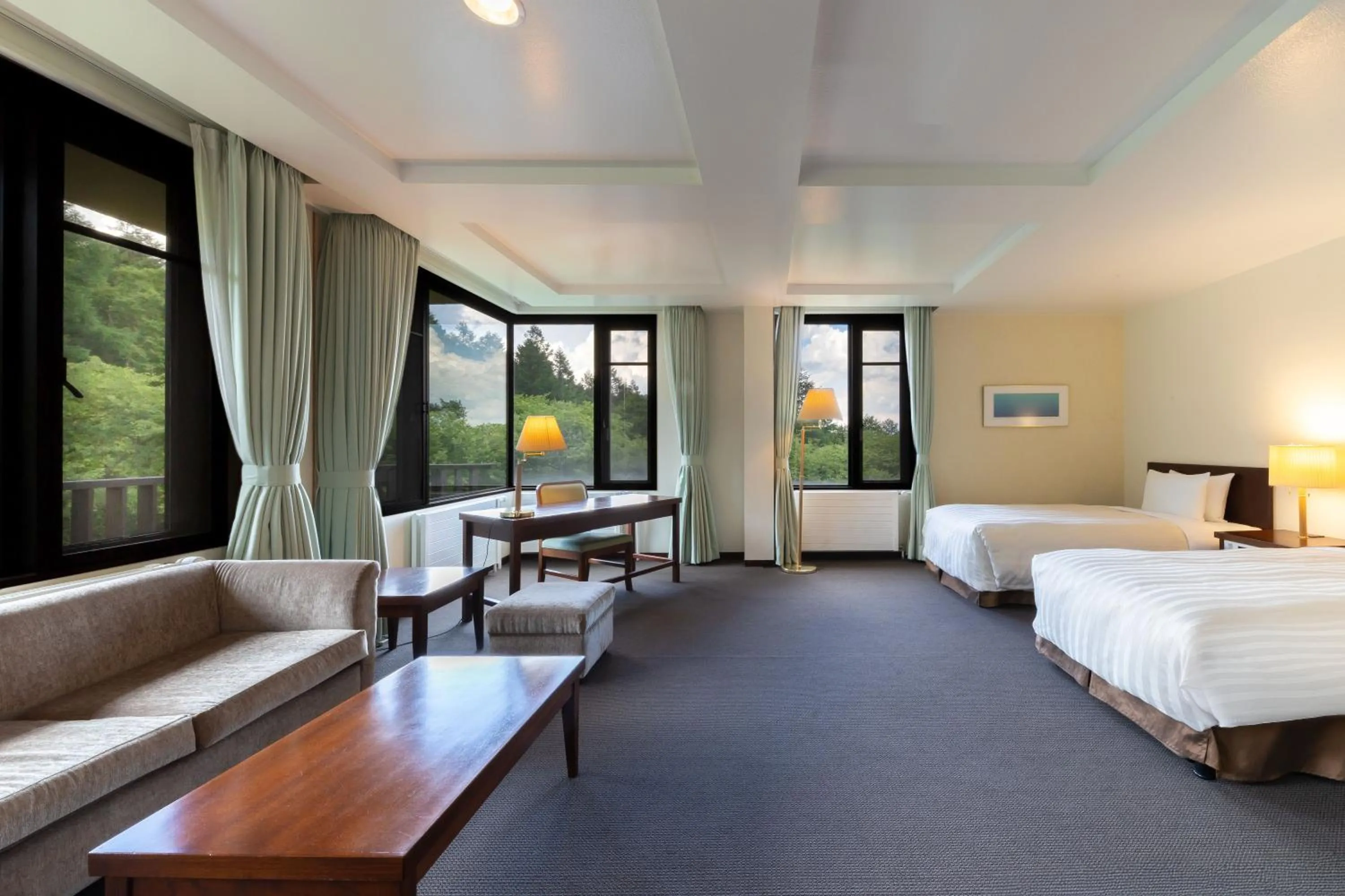 Photo of the whole room, Bed in Yatsugatake Kogen Lodge