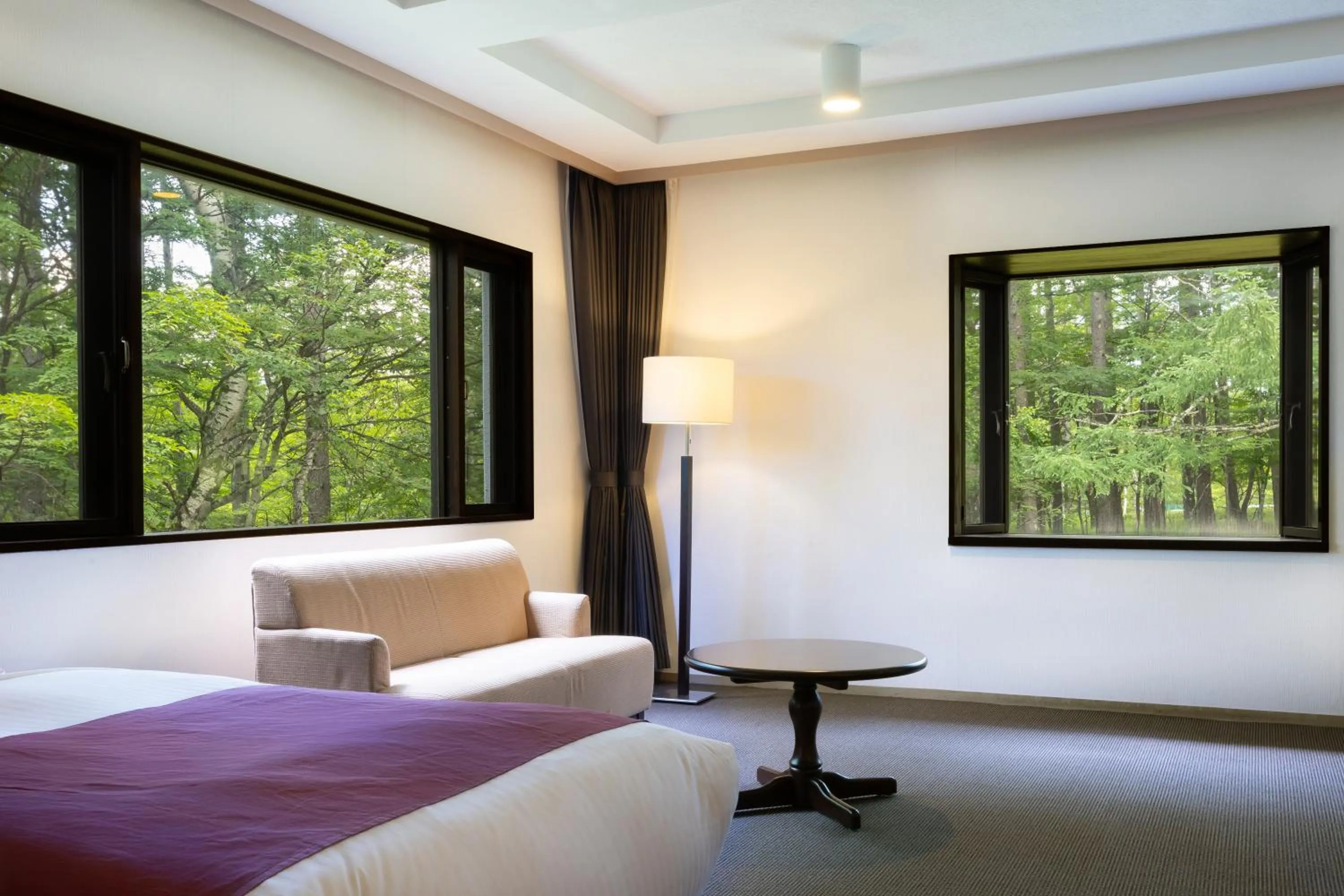 Photo of the whole room, Bed in Yatsugatake Kogen Lodge