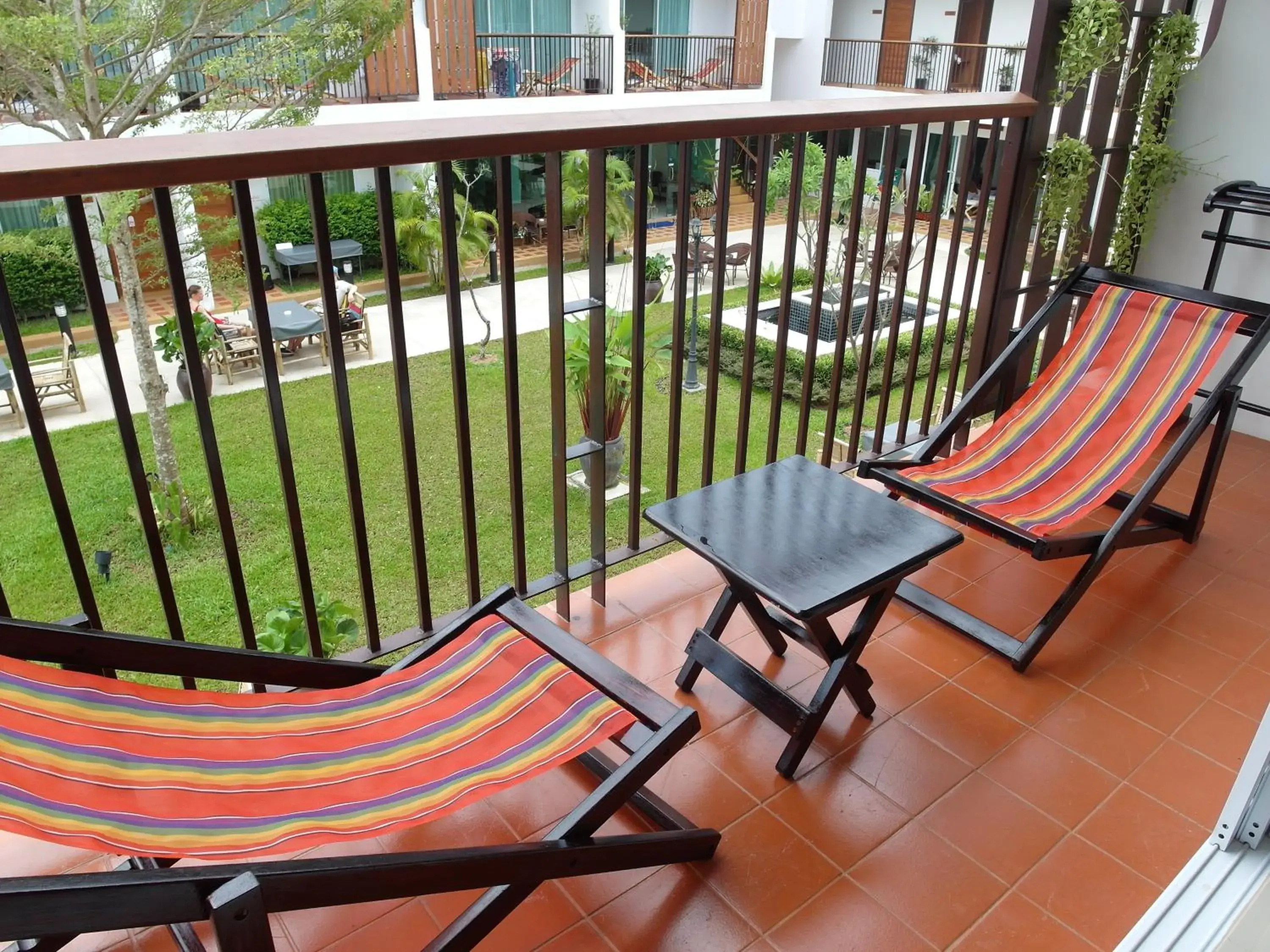 Garden view in Crystal Lamai Hotel Garden view in Crystal Lamai Hotel