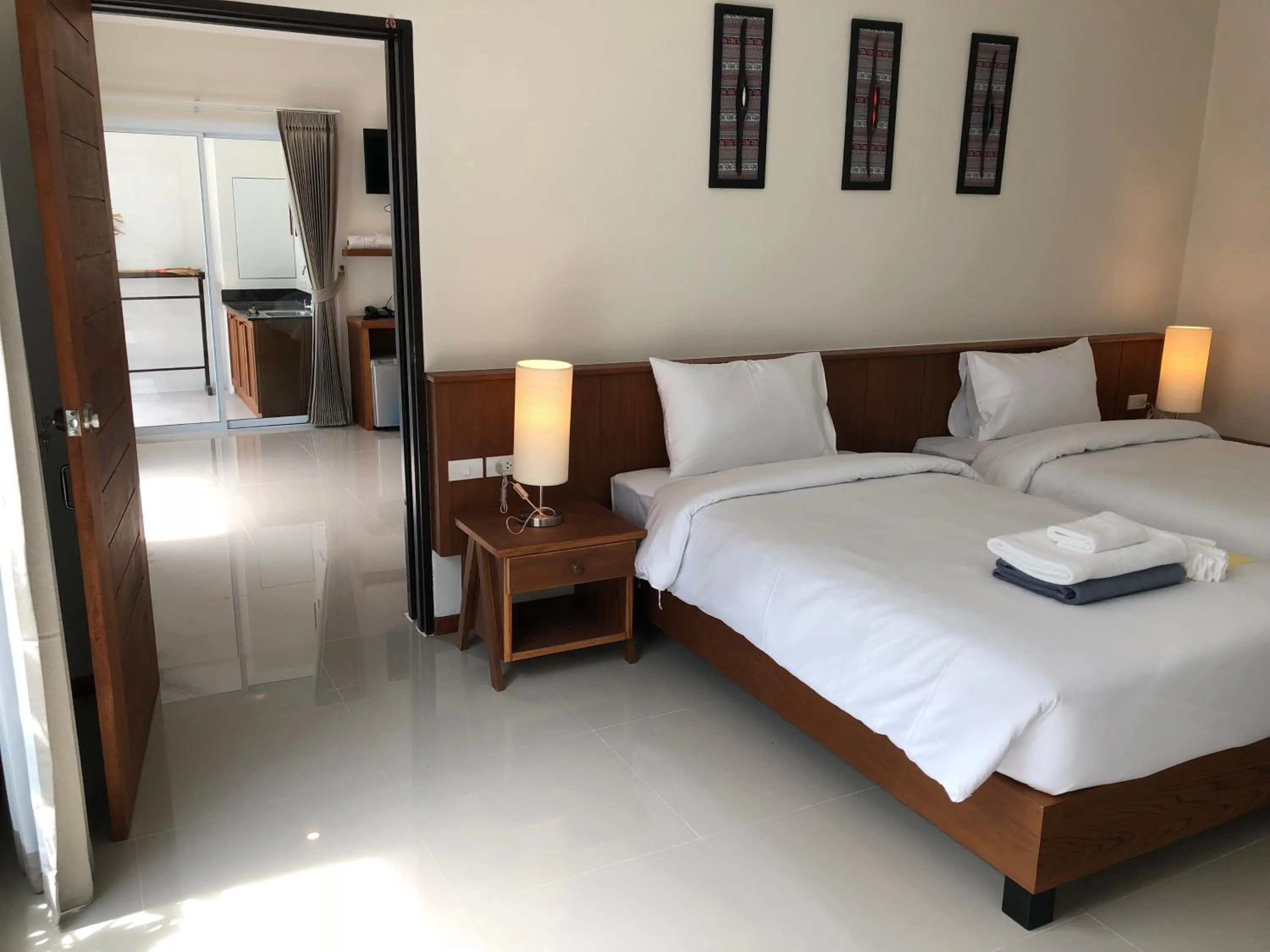 Bedroom, Bed in Crystal Lamai Hotel