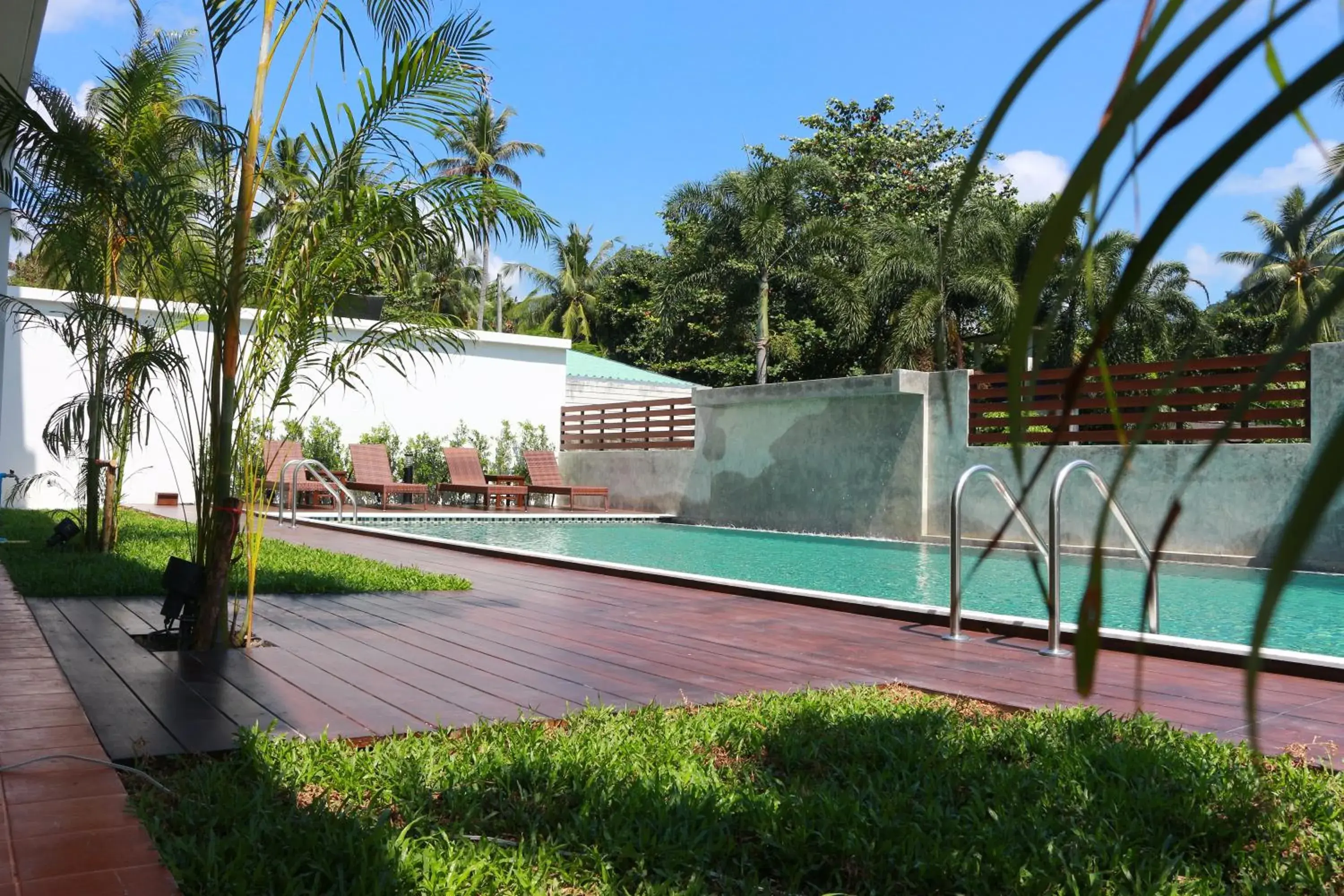 Swimming pool in Crystal Lamai Hotel Swimming pool in Crystal Lamai Hotel