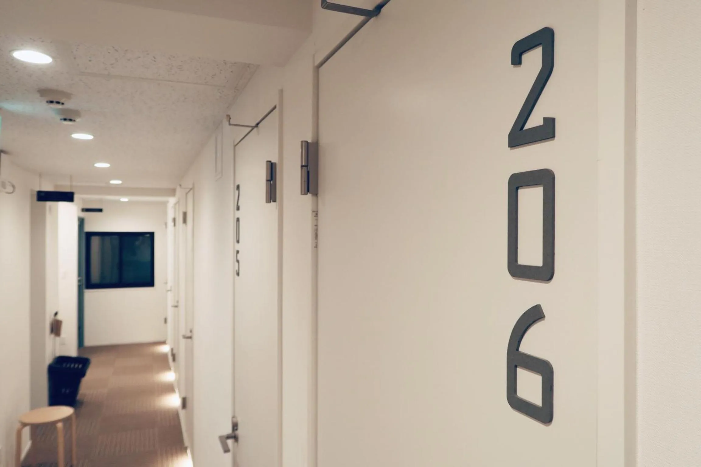 Area and facilities in Kangaroo Hotel Side B