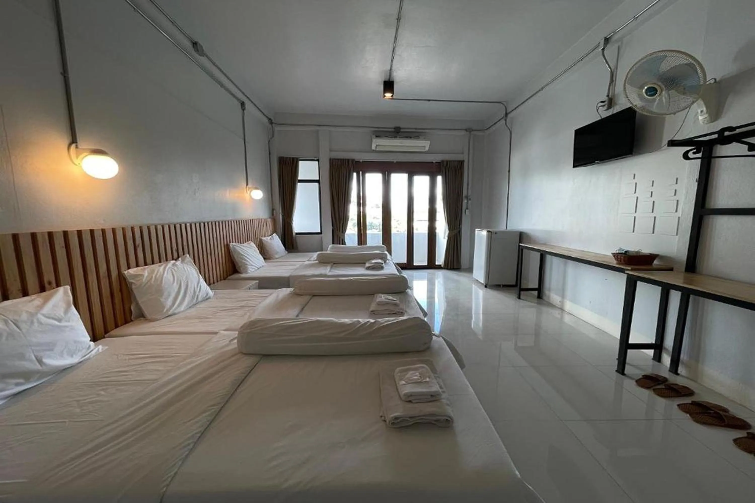 Bedroom, Bed in ASAYA House