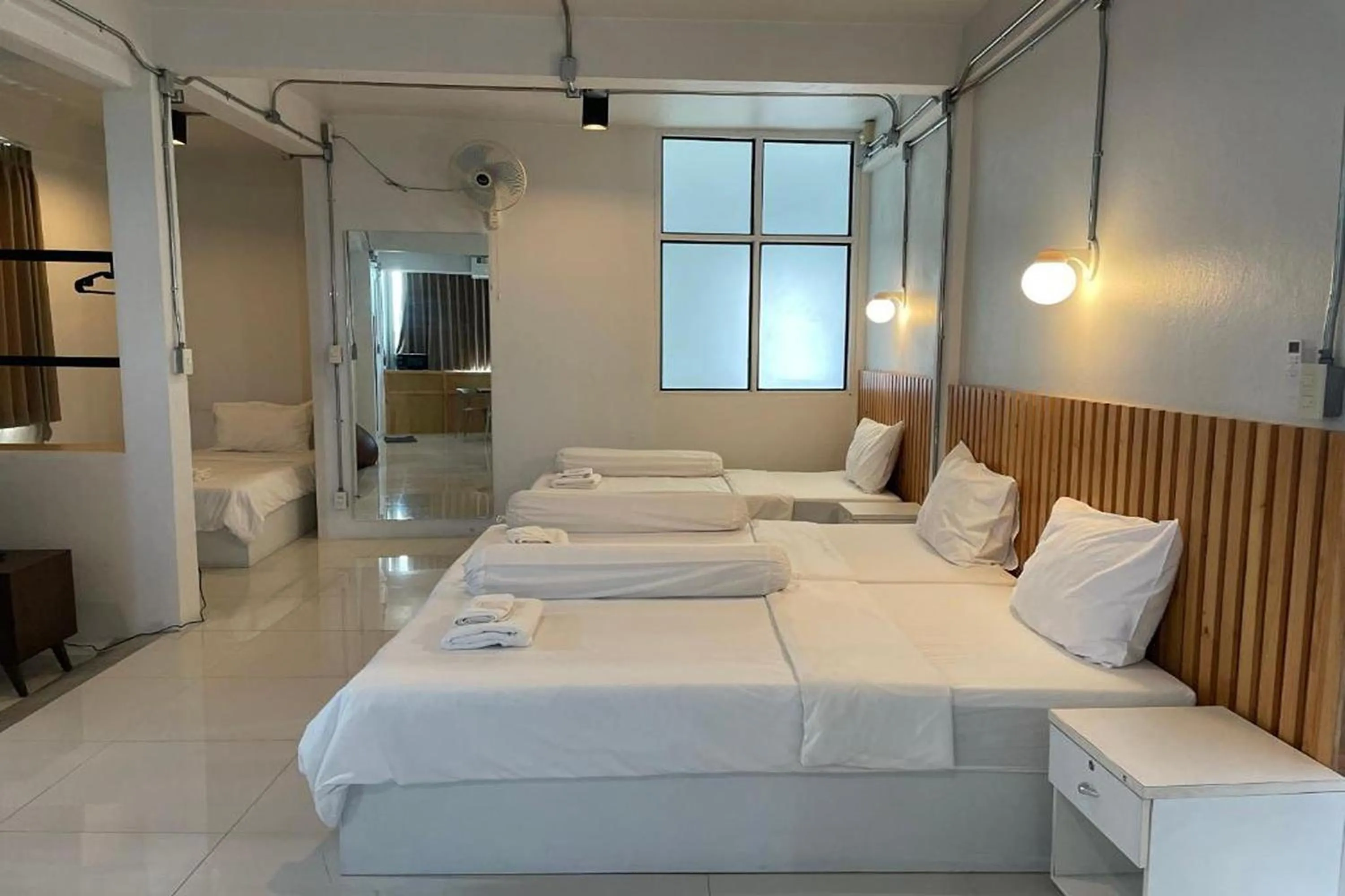 Bedroom, Bed in ASAYA House