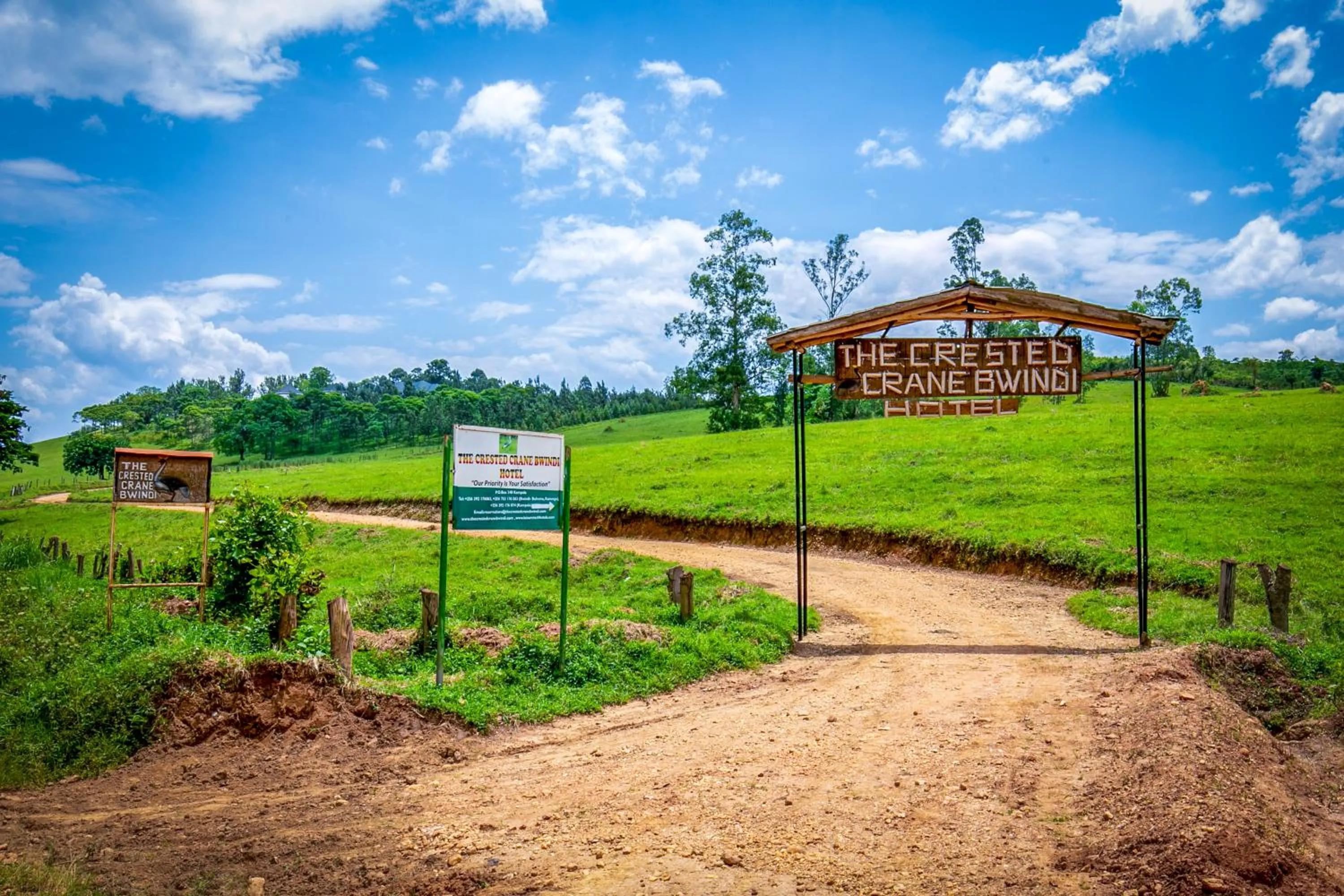 Facade/entrance in The Crested Crane Bwindi Hotel