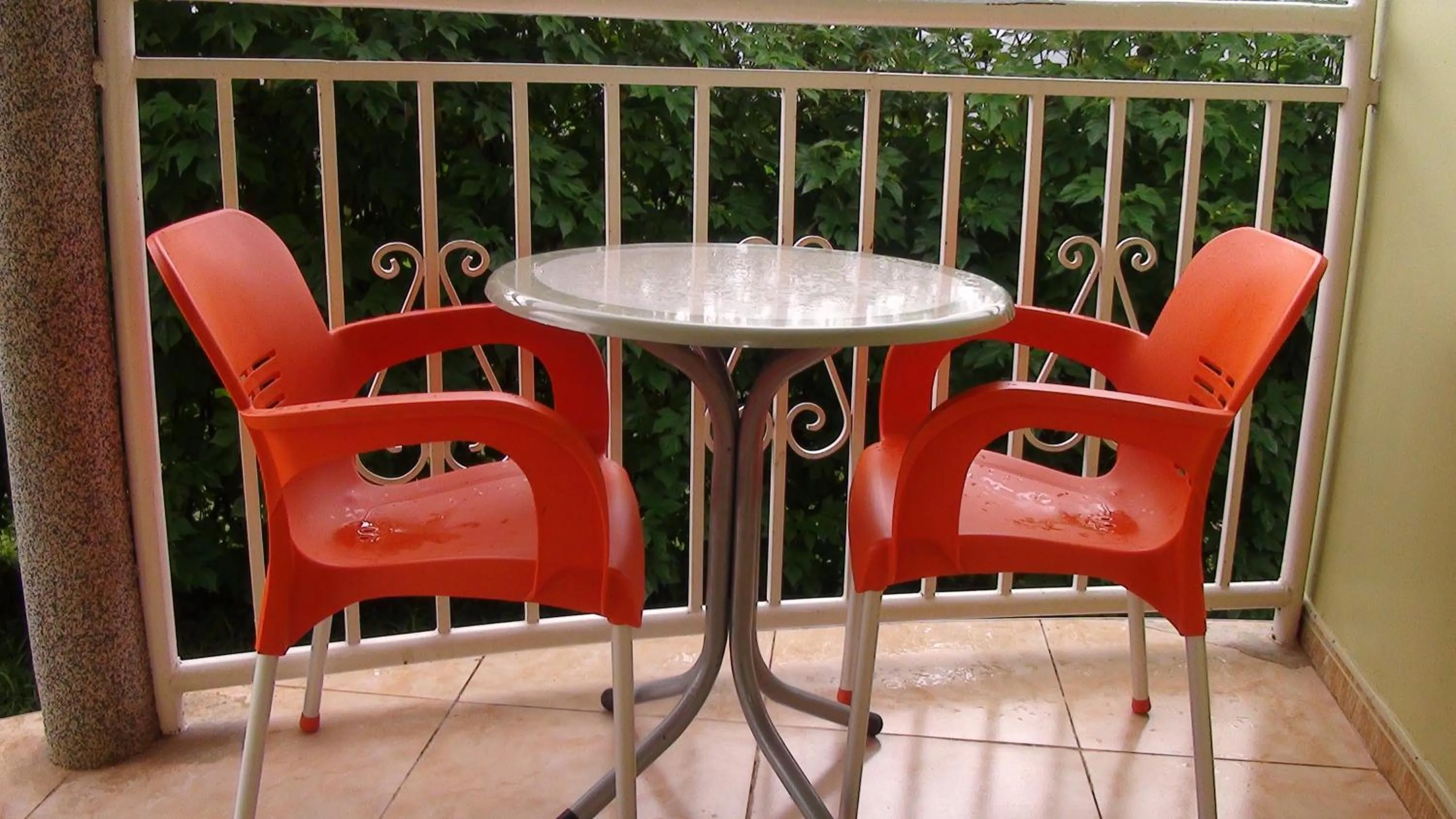 Balcony/Terrace in The Crested Crane Bwindi Hotel
