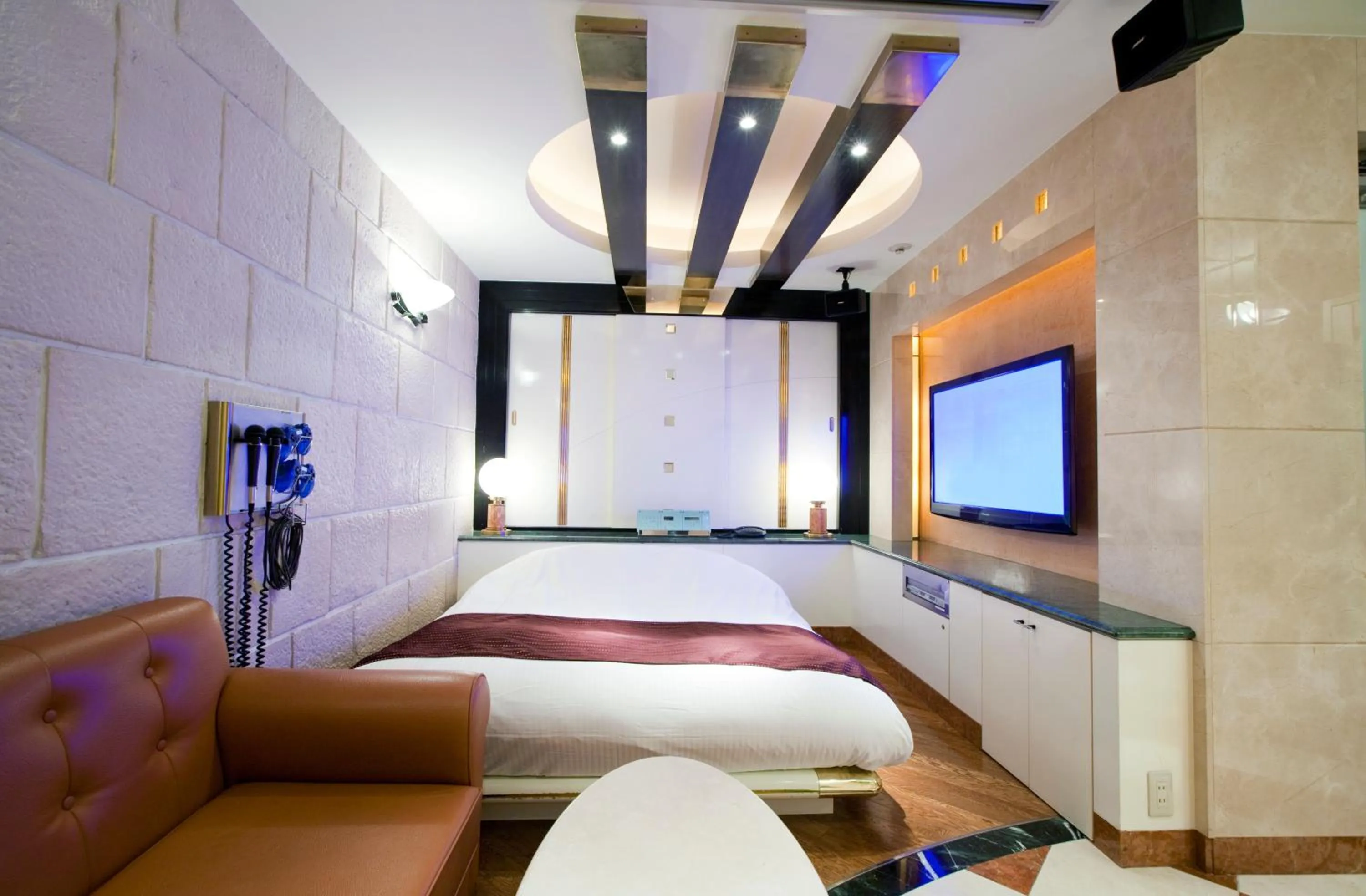 Photo of the whole room, Bed in HOTEL & SPA J-MEX Shinjuku Kabukicho (Adult Only)