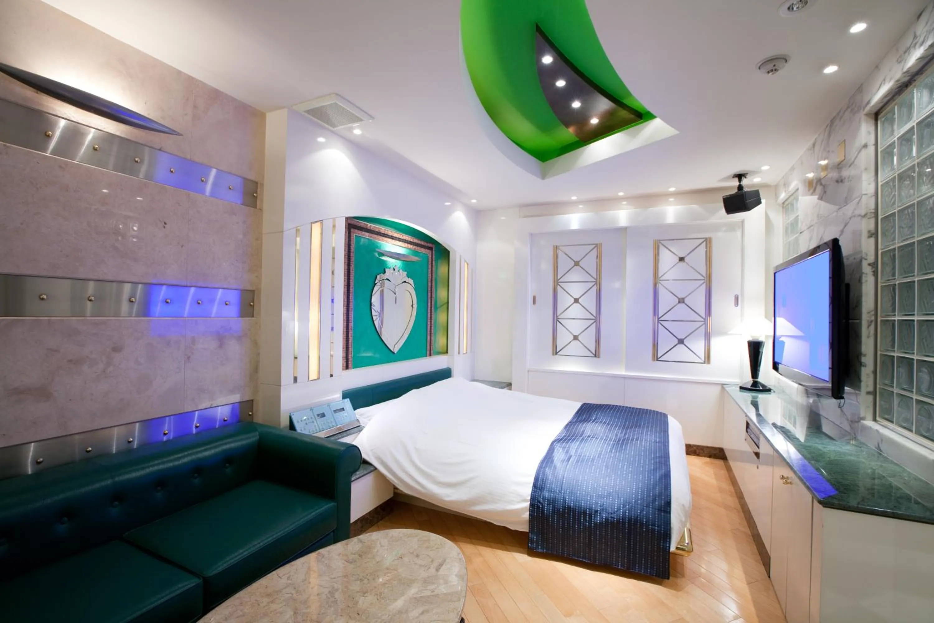 Photo of the whole room, Bed in HOTEL & SPA J-MEX Shinjuku Kabukicho (Adult Only)