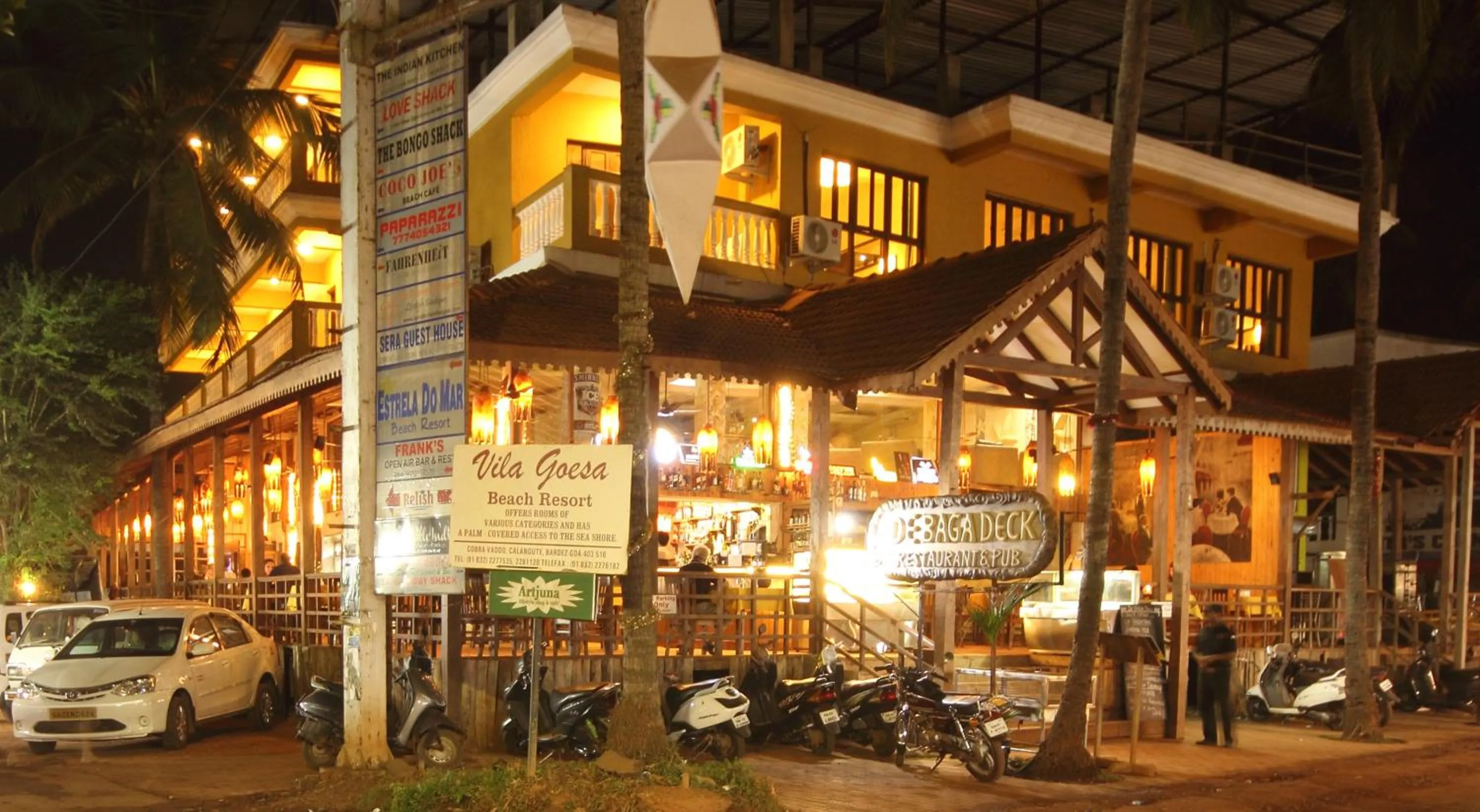 Facade/entrance in De Baga Deck Comforts