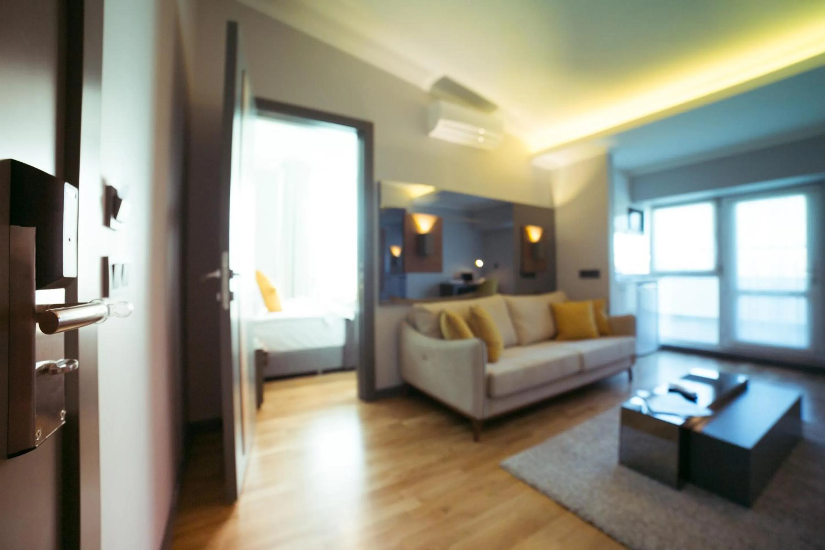 Photo of the whole room, Bed in Ankacity Suit Flat