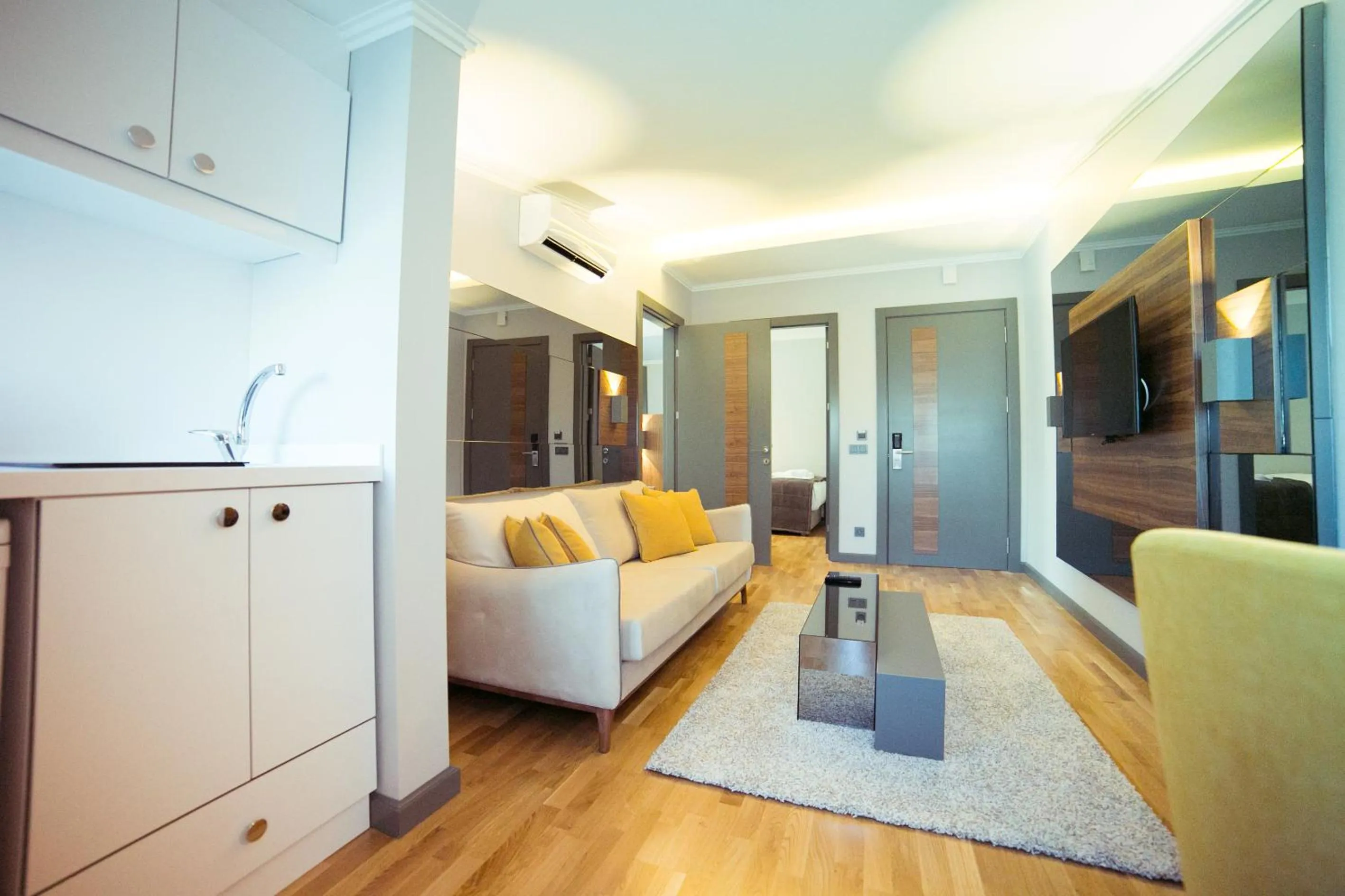 Other in Ankacity Suit Flat