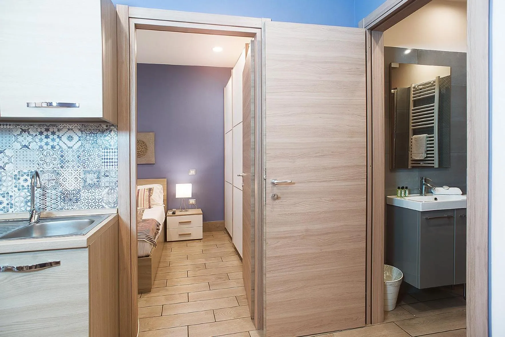 Photo of the whole room in Residenza Flegrea