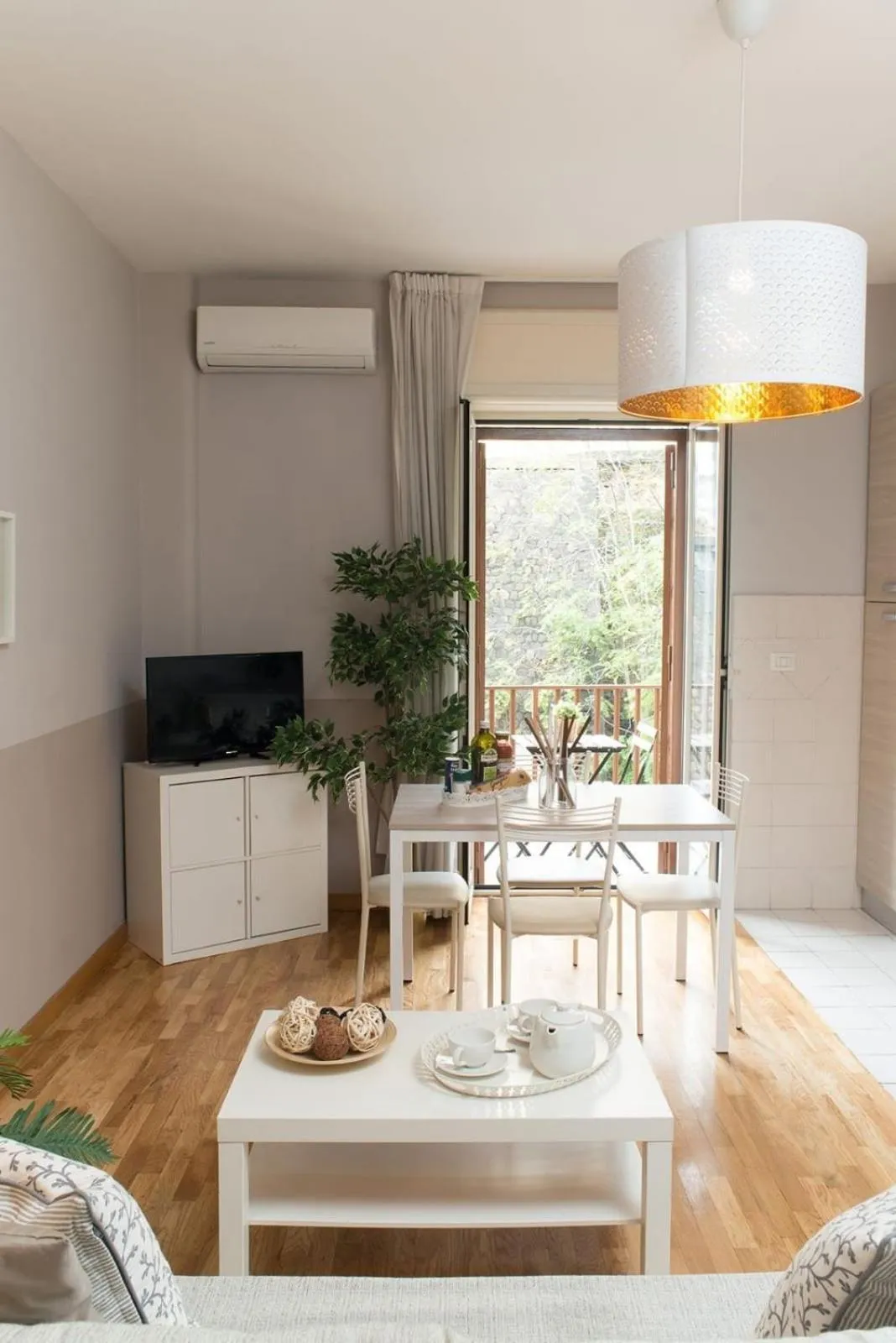 Dining area in Residenza Flegrea