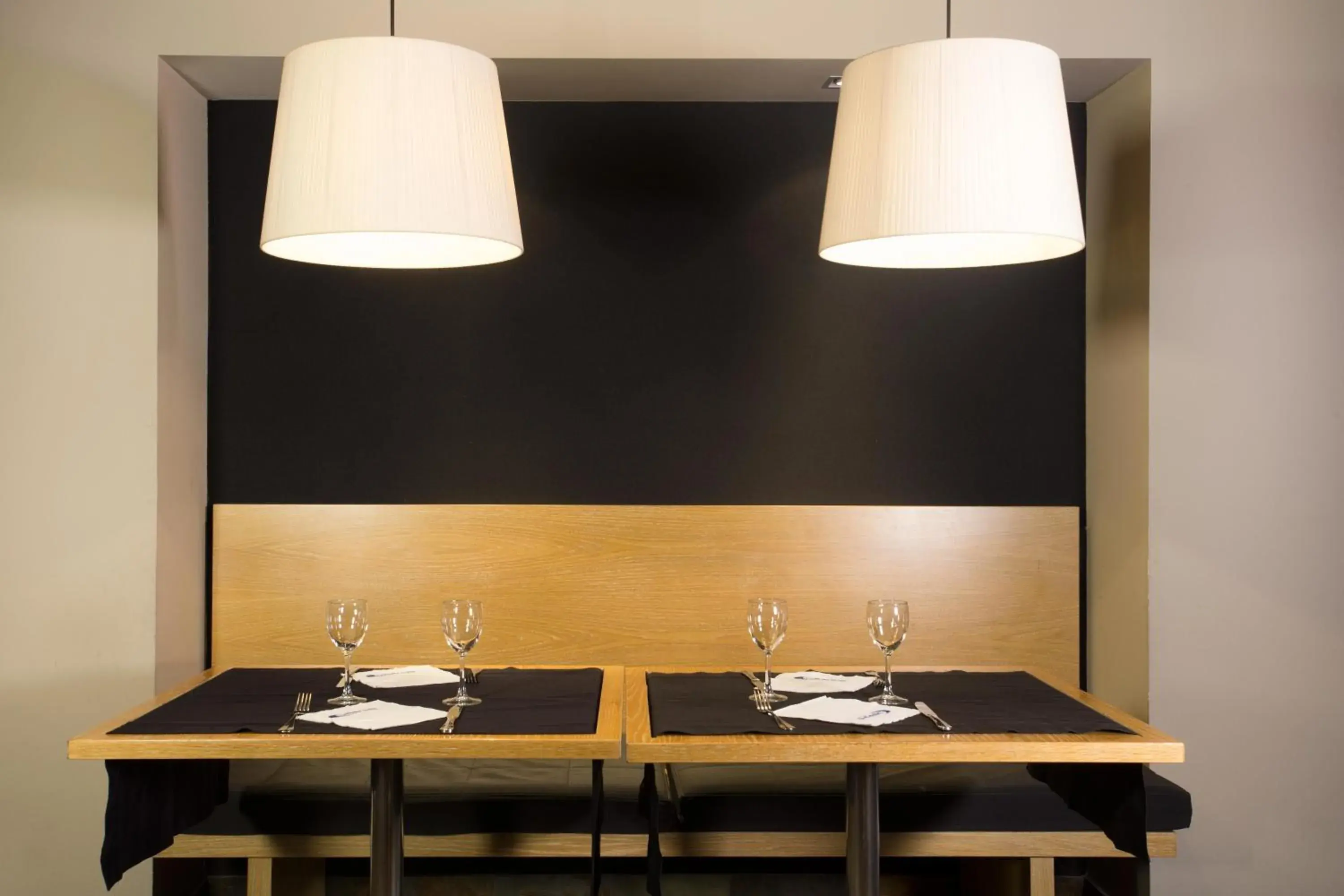 Restaurant/places to eat in Apartaments Shusski by Nexta Restaurant/places to eat in Apartaments Shusski by Nexta