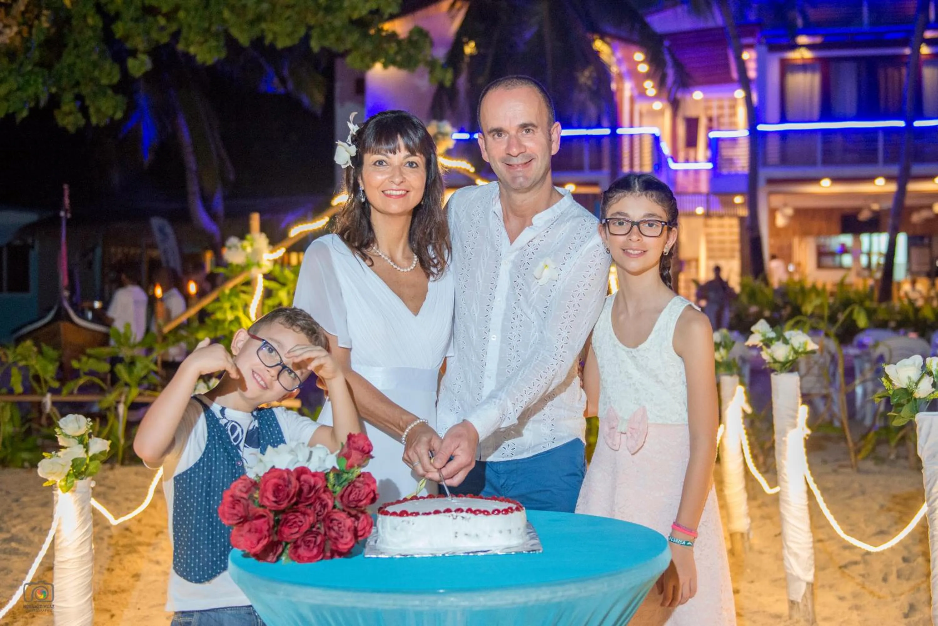 Evening entertainment in Kinan Retreat