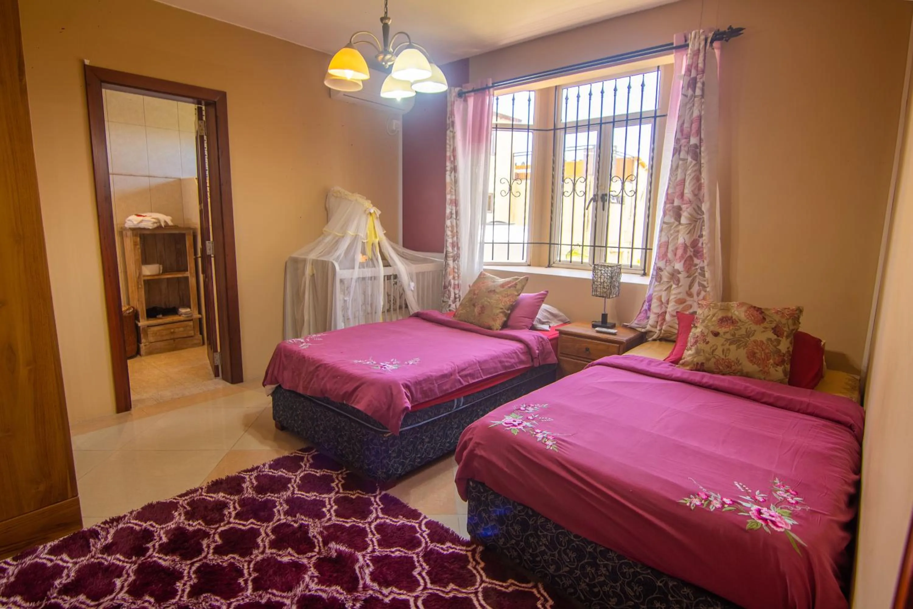 Bedroom, Bed in Blue Lagoon Villa