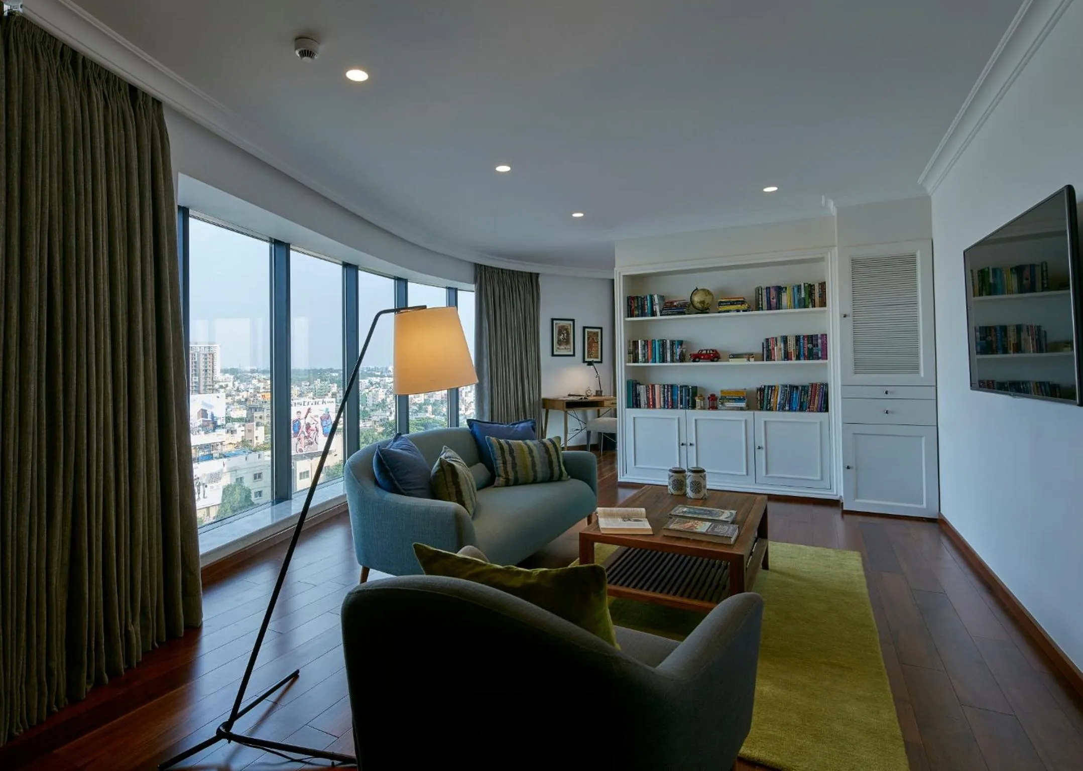 Living room in The Waverly Hotel & Residences