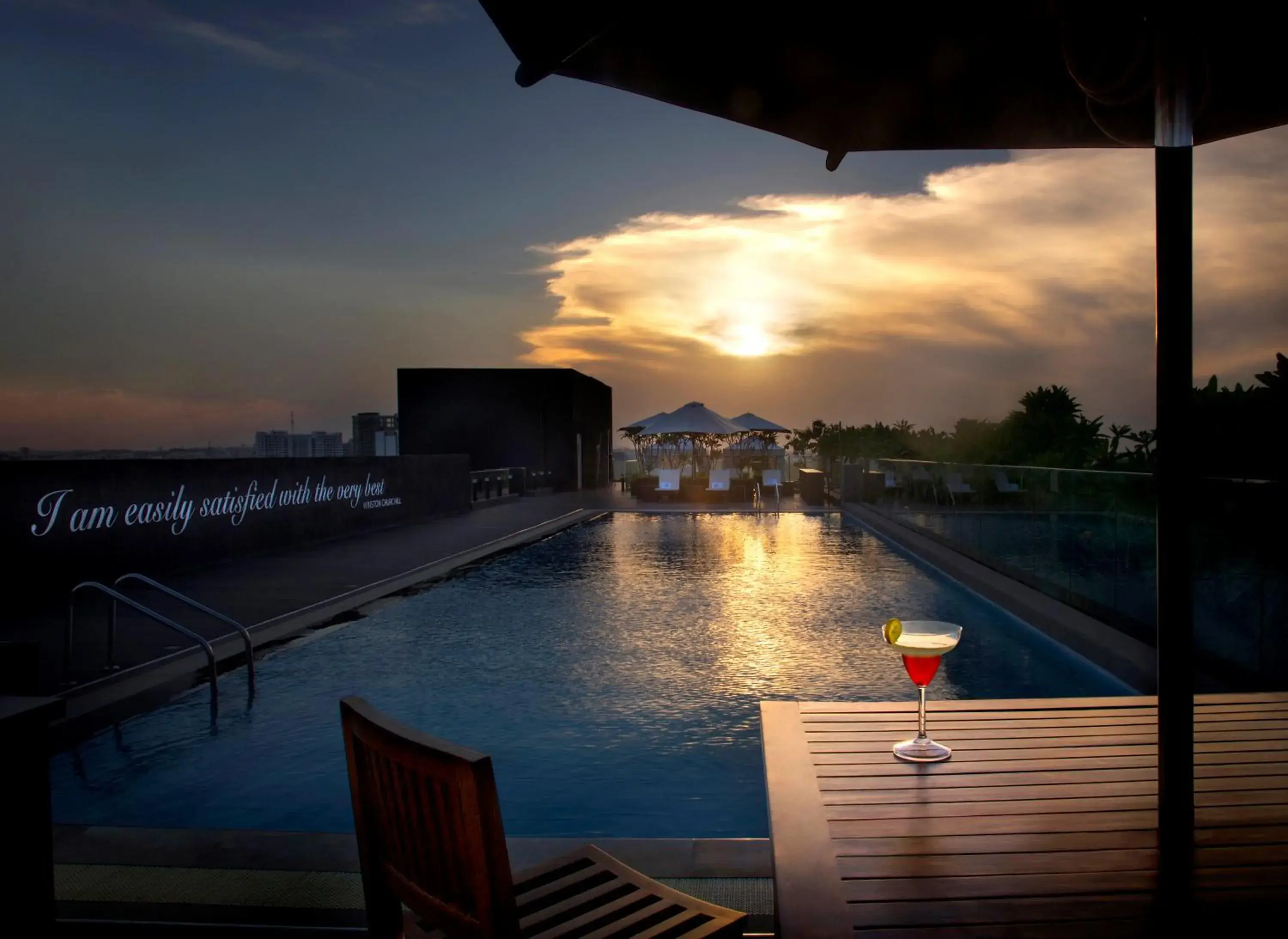 Swimming pool in The Waverly Hotel & Residences Swimming pool in The Waverly Hotel & Residences