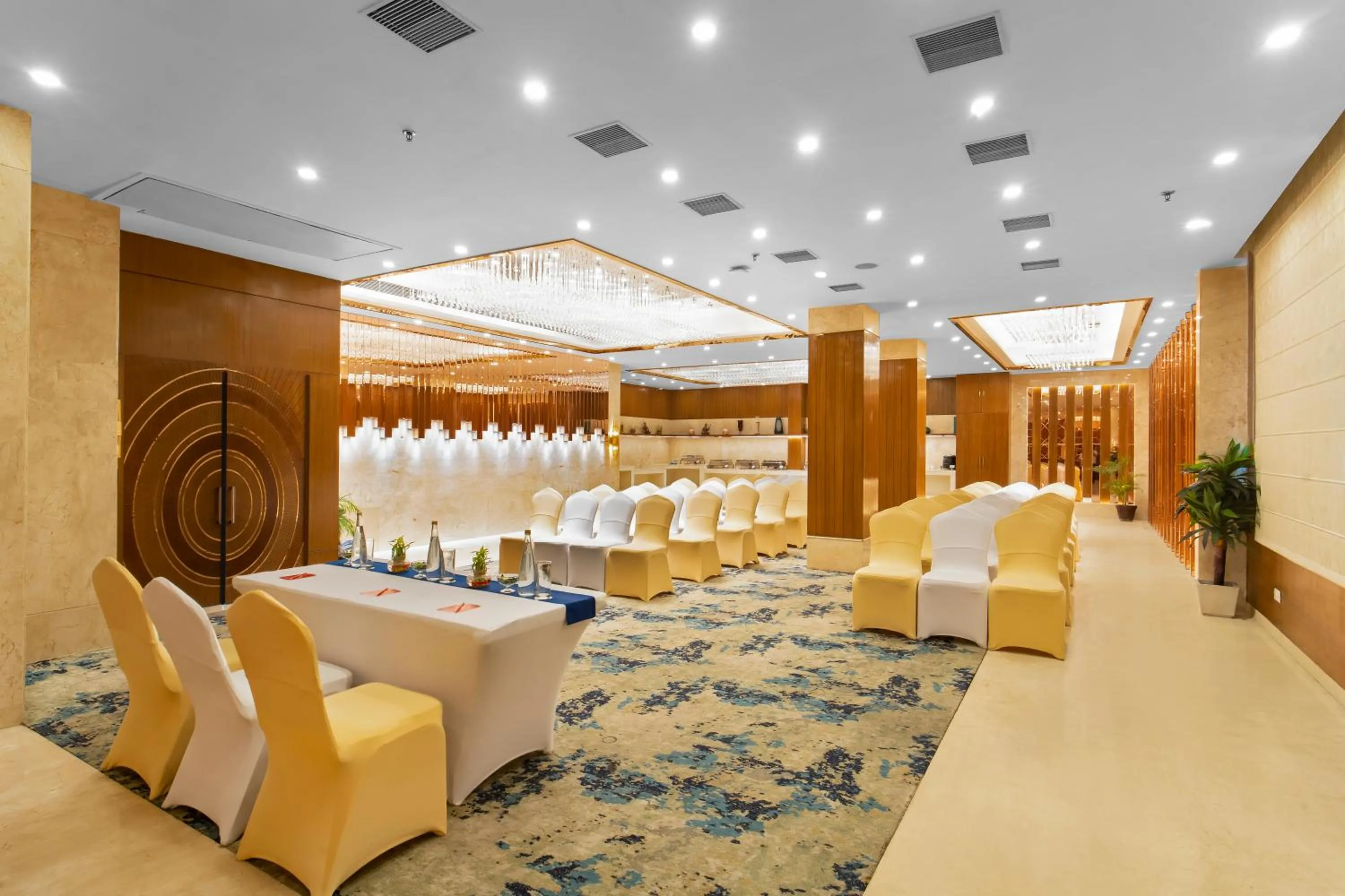 Banquet/Function facilities in Grand Plaza Lords Inn Jammu