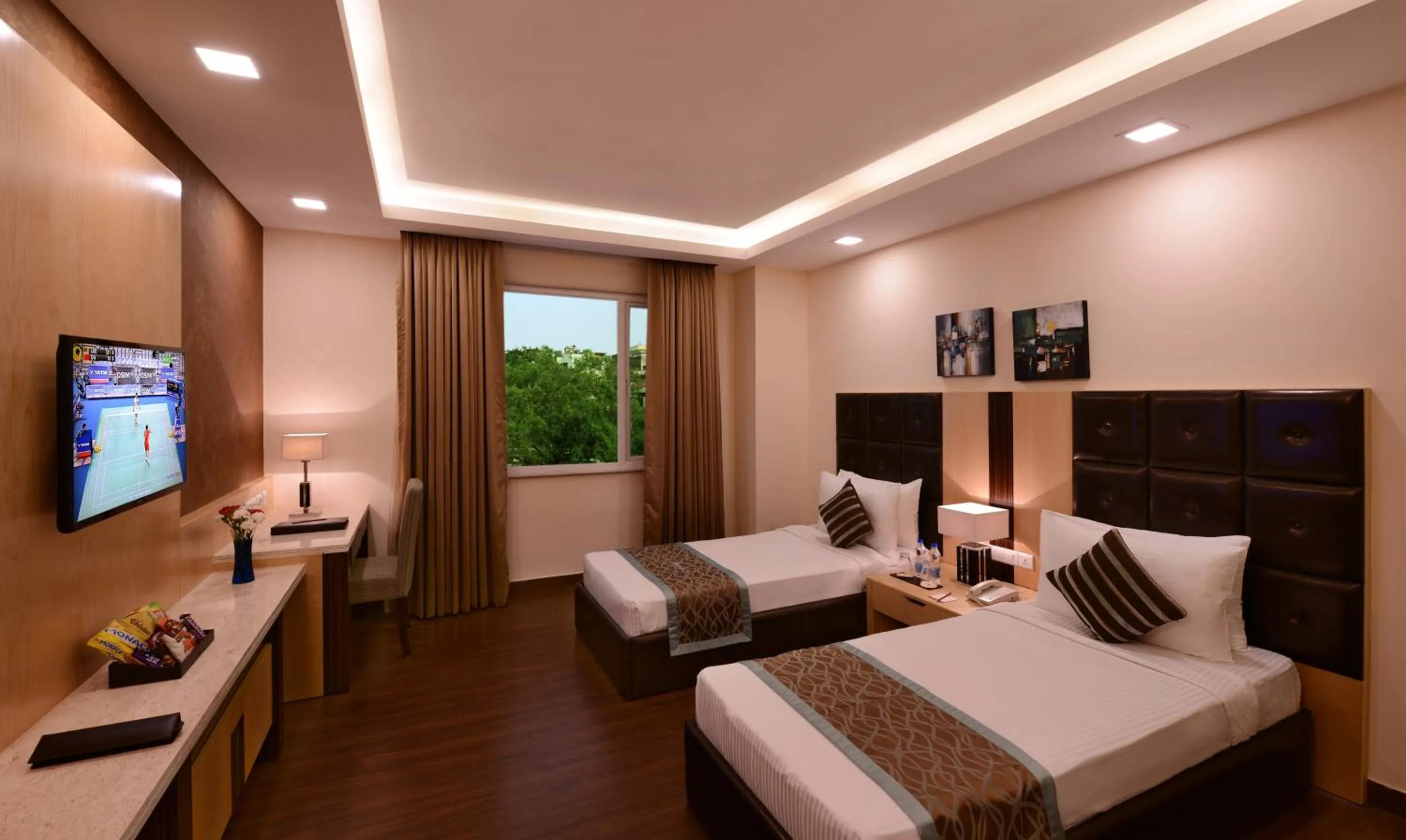 Bed in Grand Plaza Lords Inn Jammu