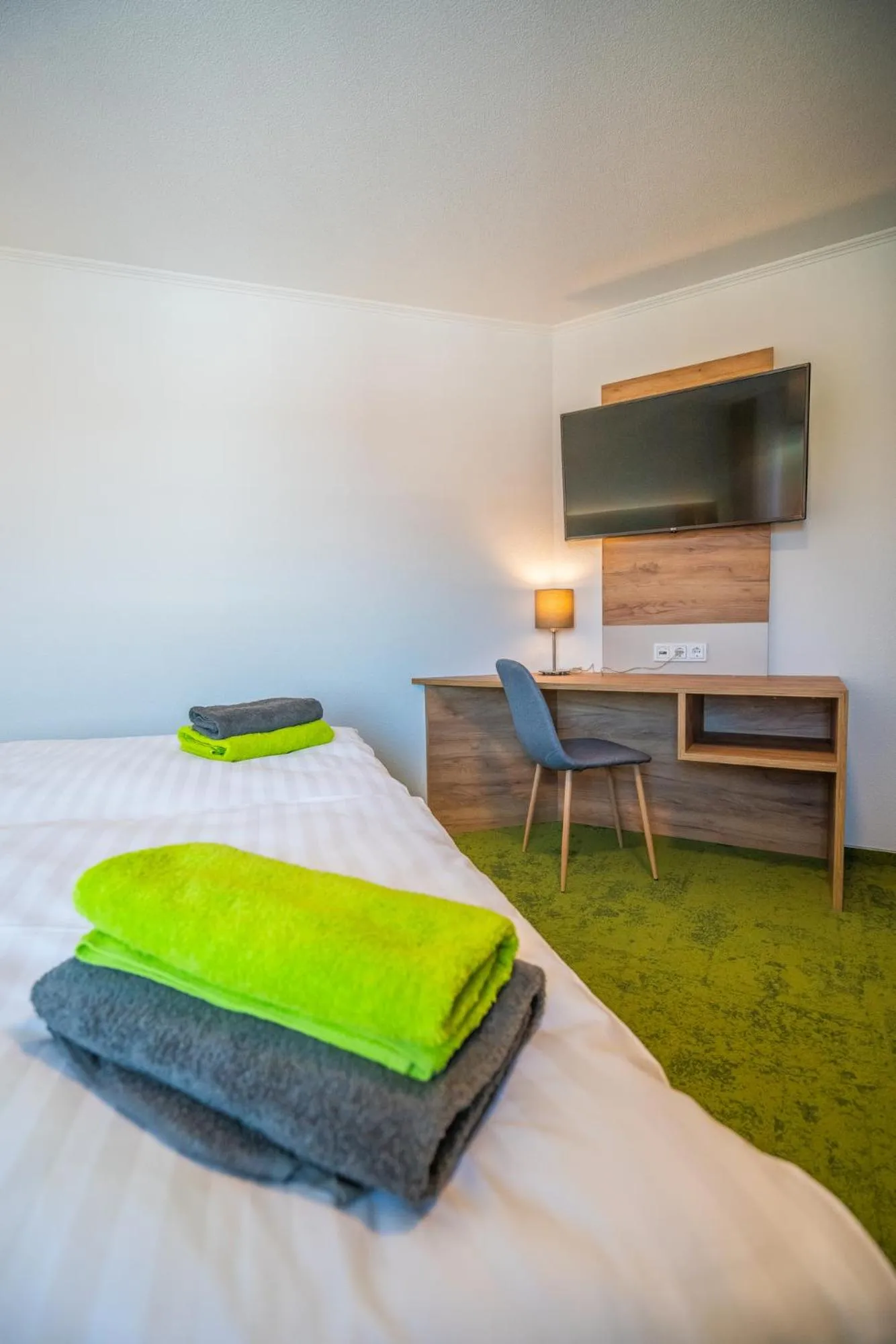 Photo of the whole room, Bed in Hotel-Pension Treppengasse Nr 6