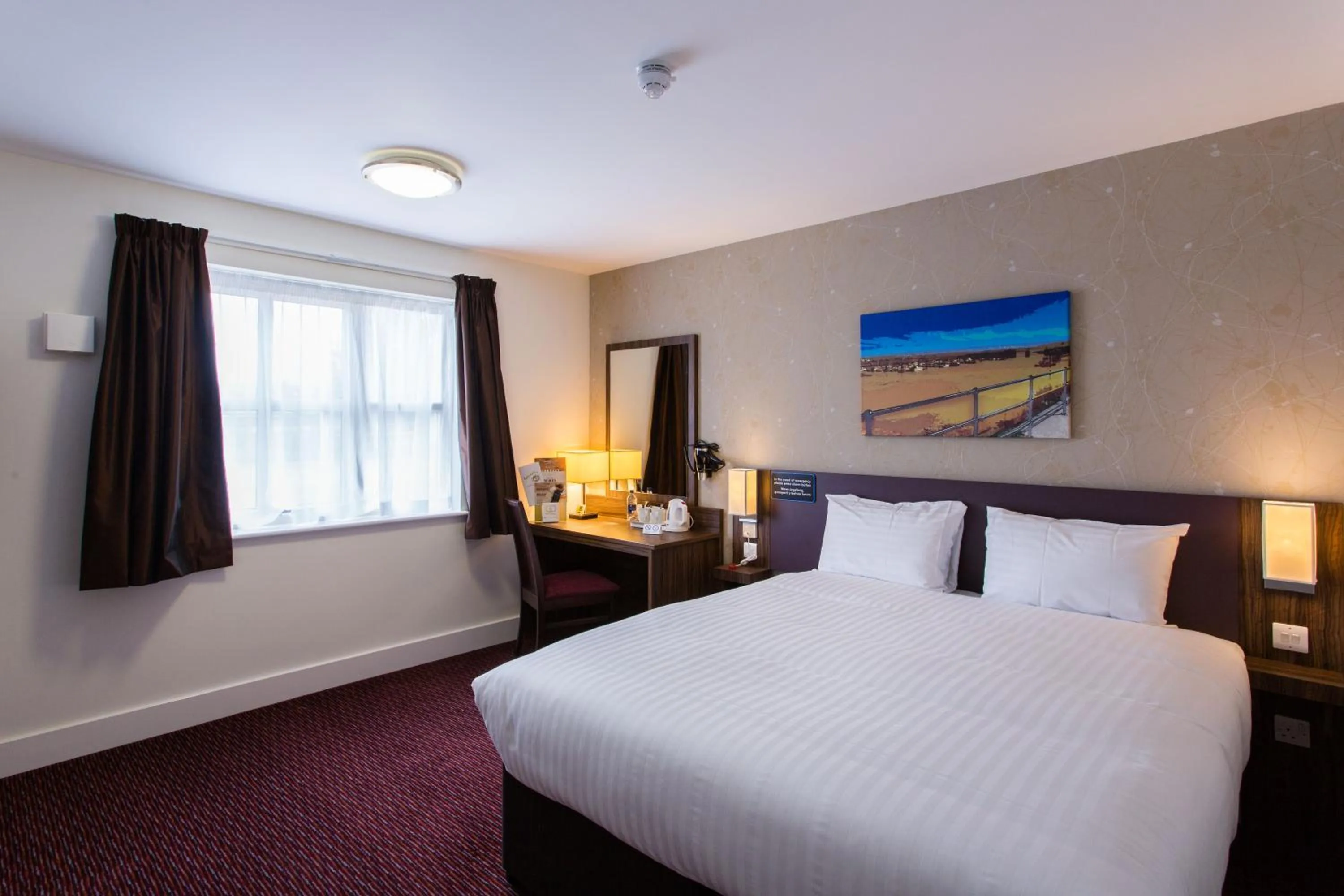 Bedroom, Bed in Sessile Oak, Llanelli by Marston's Inns
