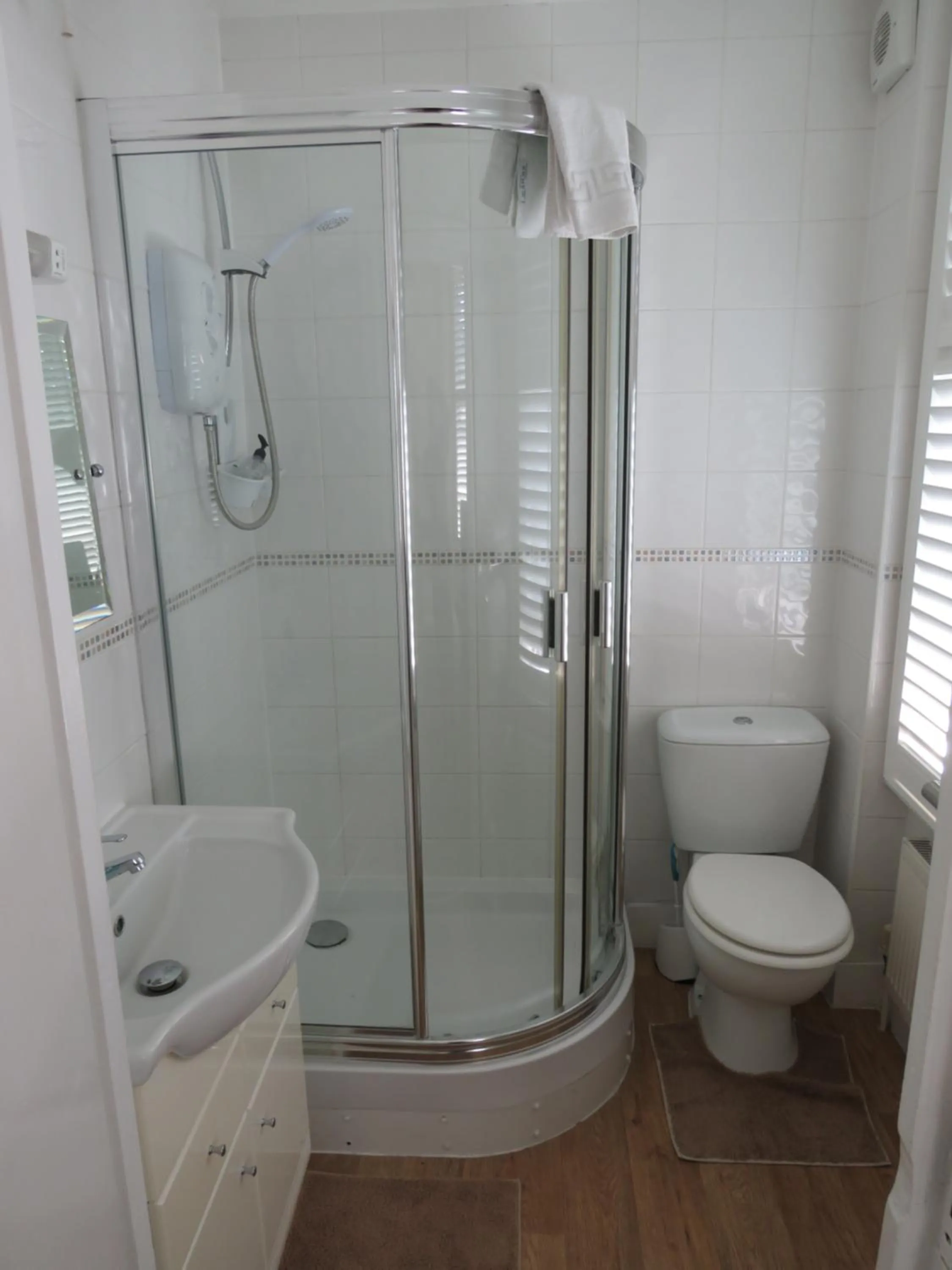 Shower in Marple Cottage Guest House