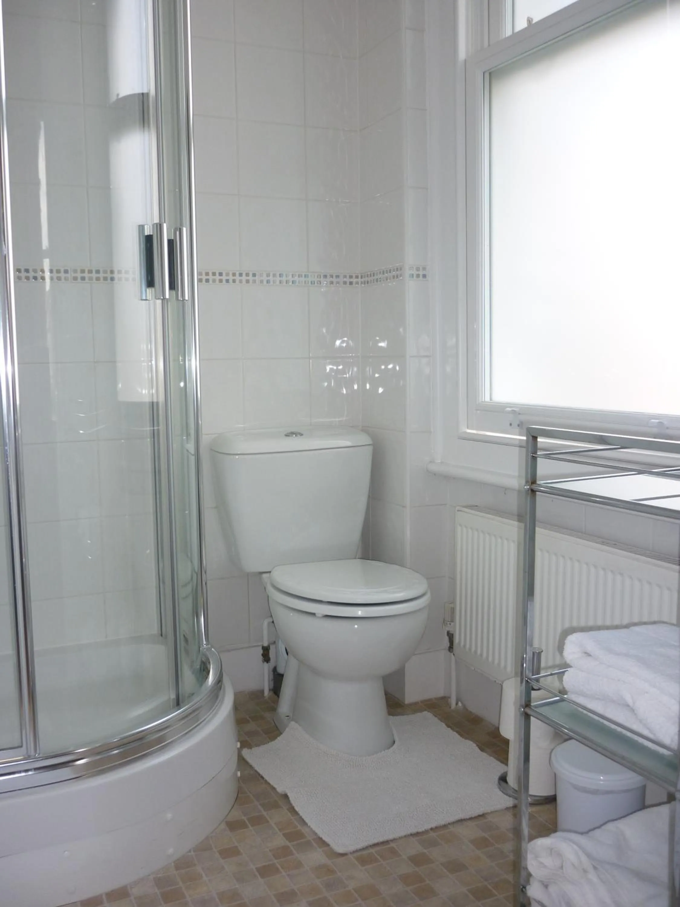 Shower in Marple Cottage Guest House