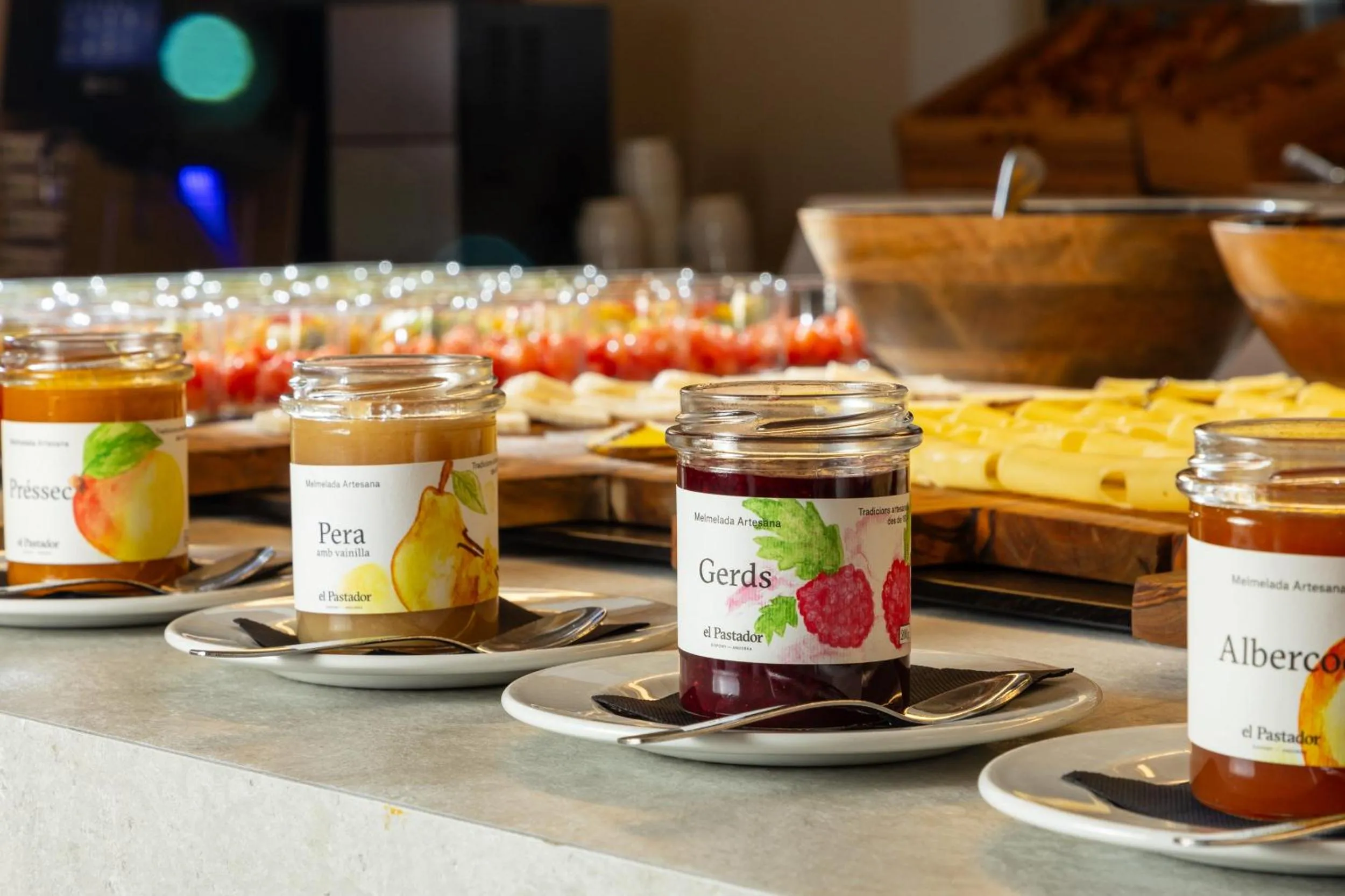 Buffet breakfast in Hotel Euroski Mountain Resort & Spa