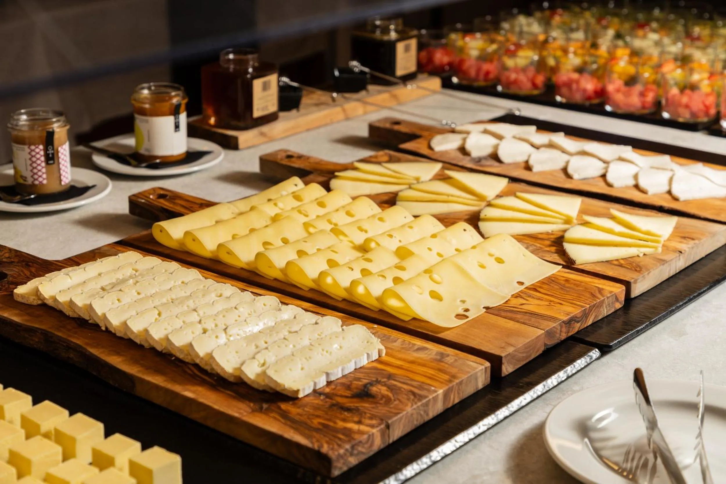 Buffet breakfast in Hotel Euroski Mountain Resort & Spa