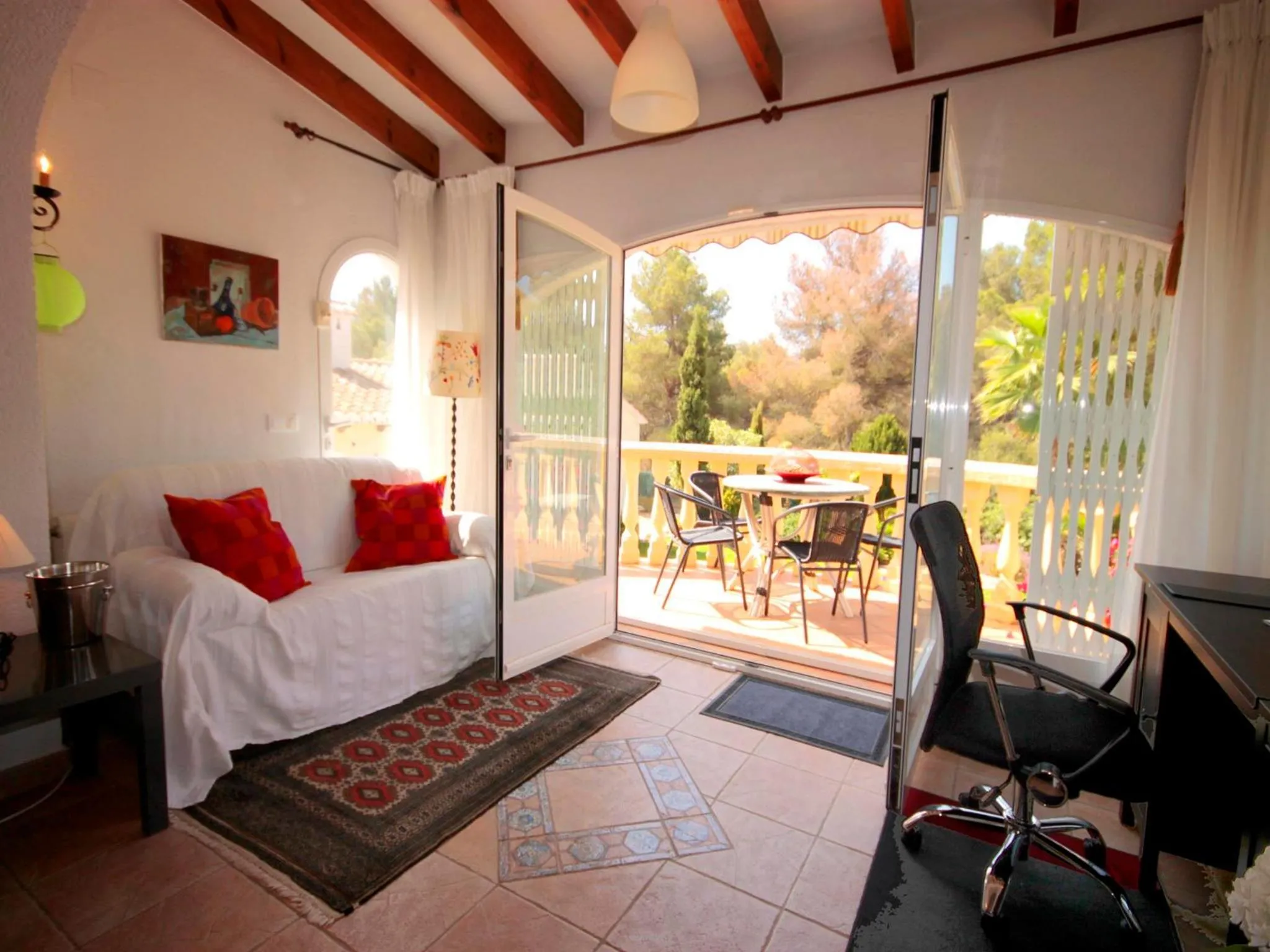 Seating area, Bed in Villa Amaya