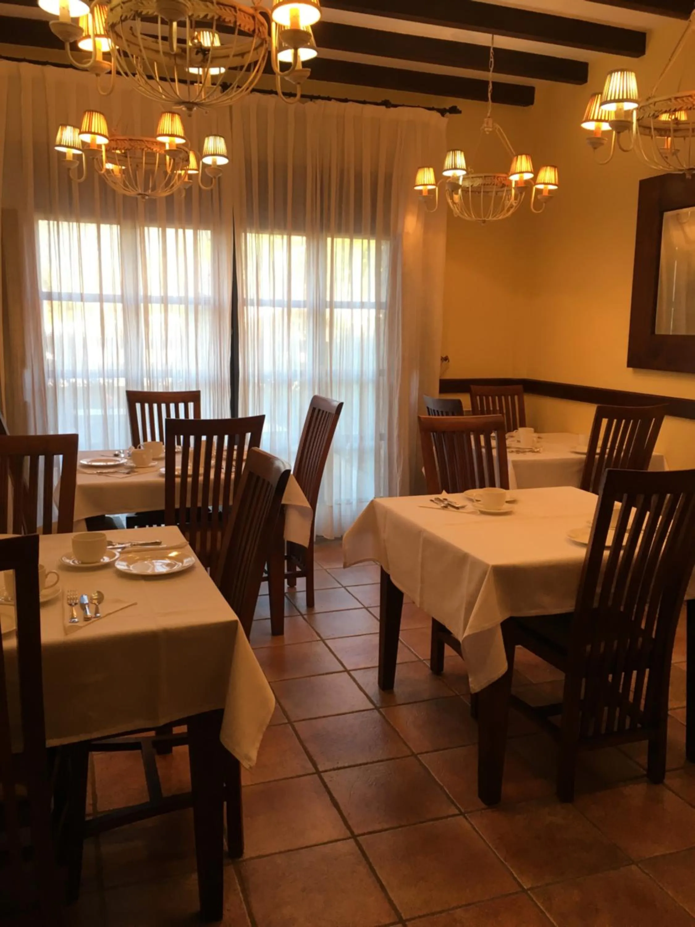 Continental breakfast in Hotel The Island