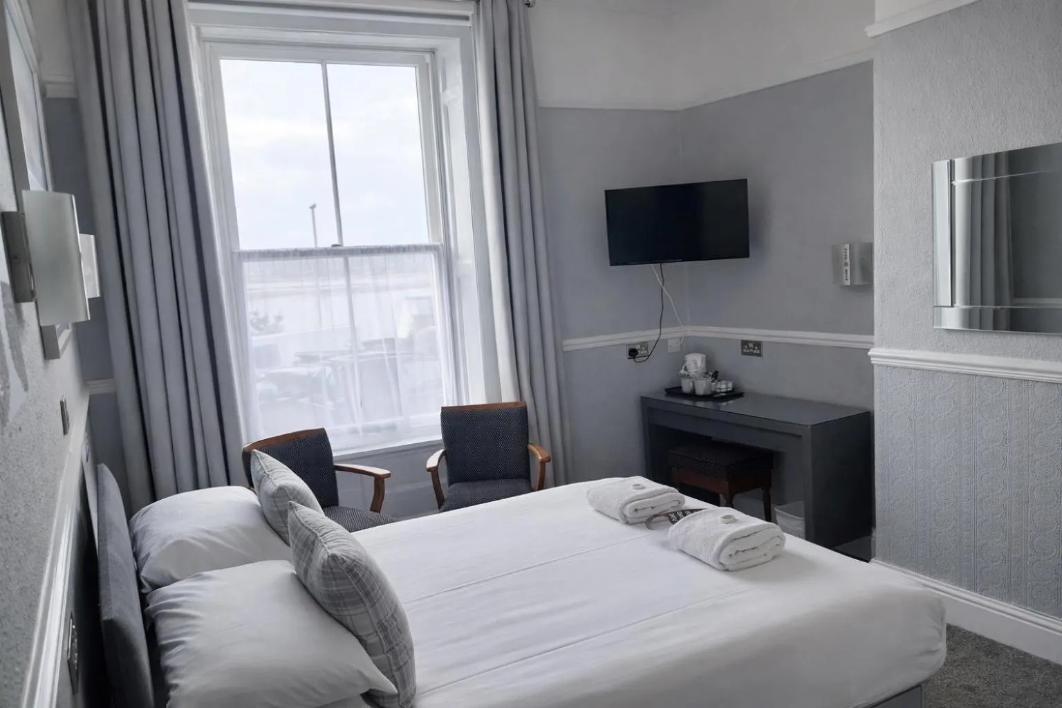 Bed in Ashton Court Hotel