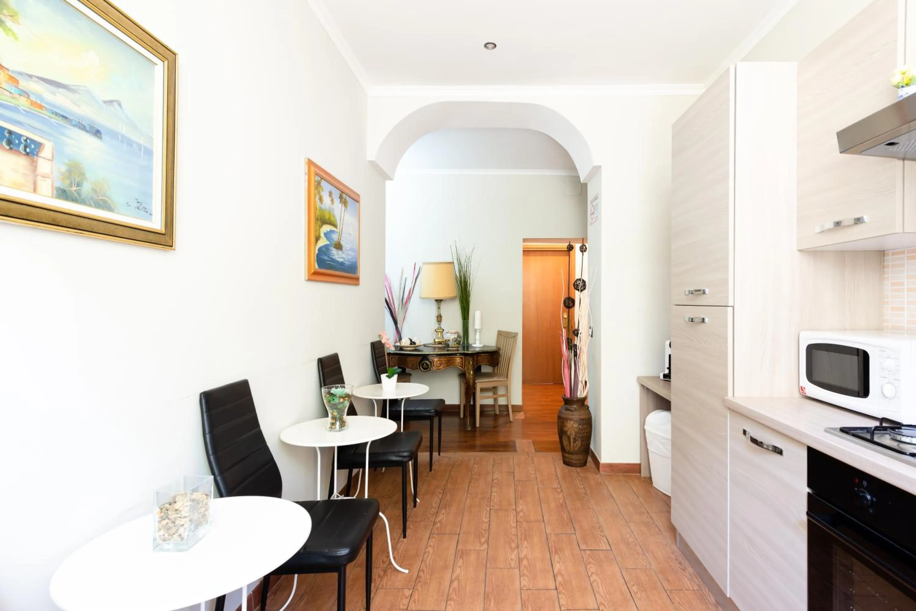 Communal lounge/ TV room in Dreams Roma B&B