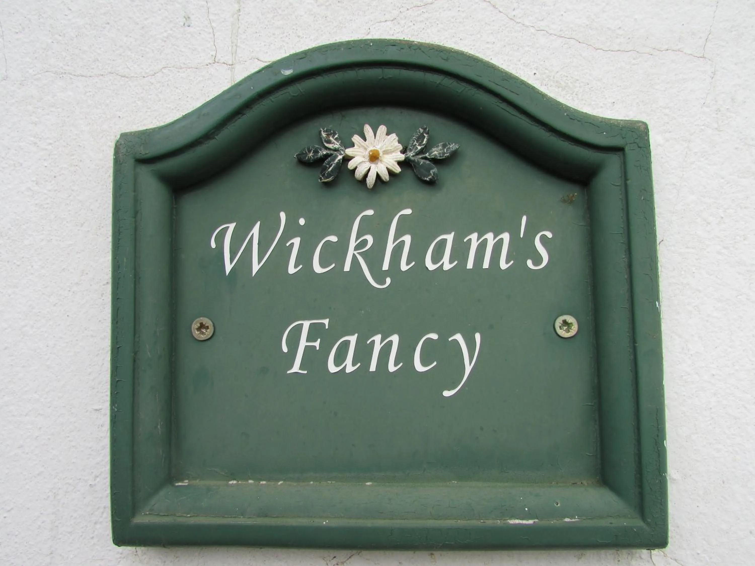 Facade/entrance in Absolute Leisure Cottages