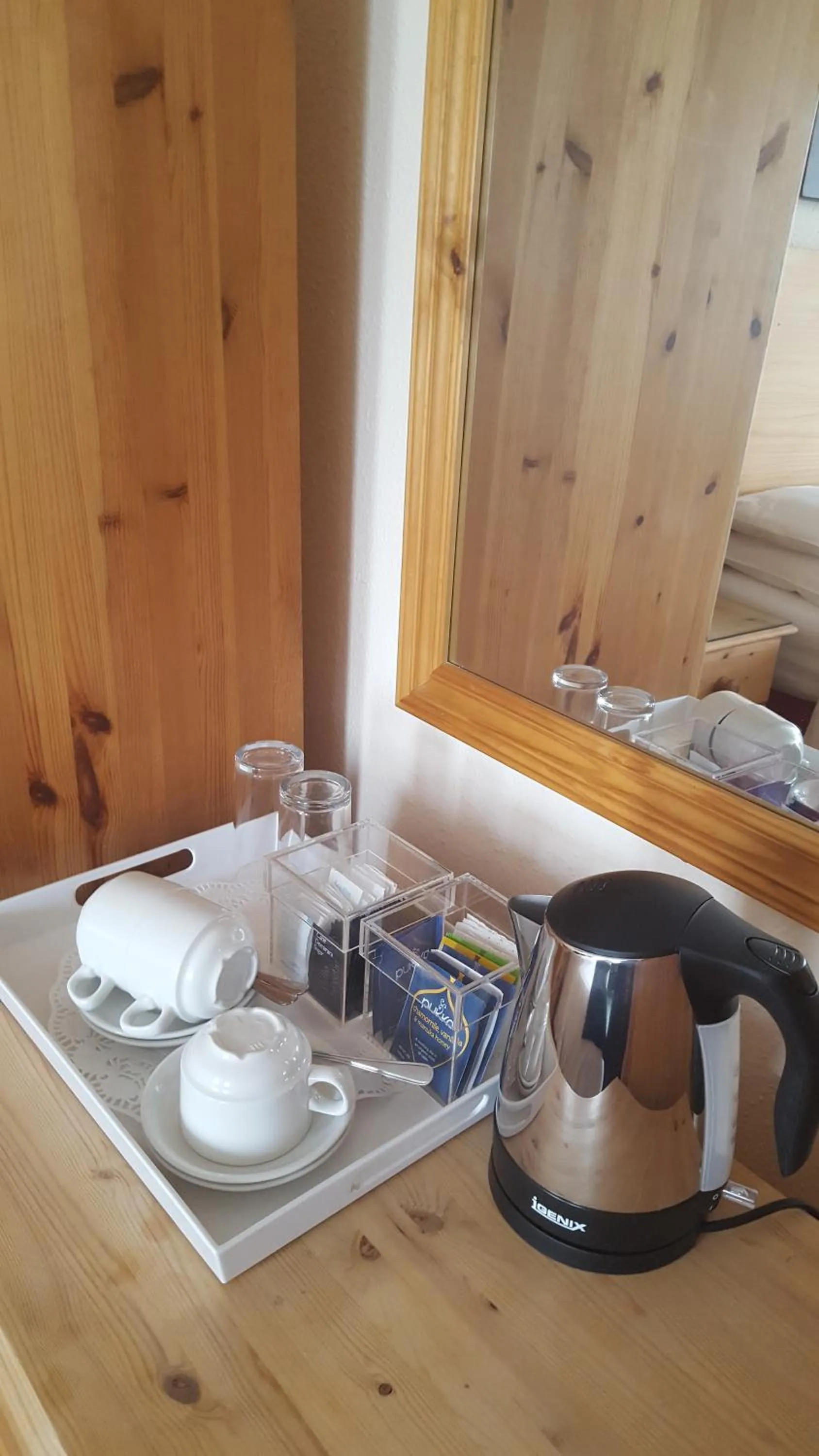 Coffee/tea facilities in Franklyn Guesthouse