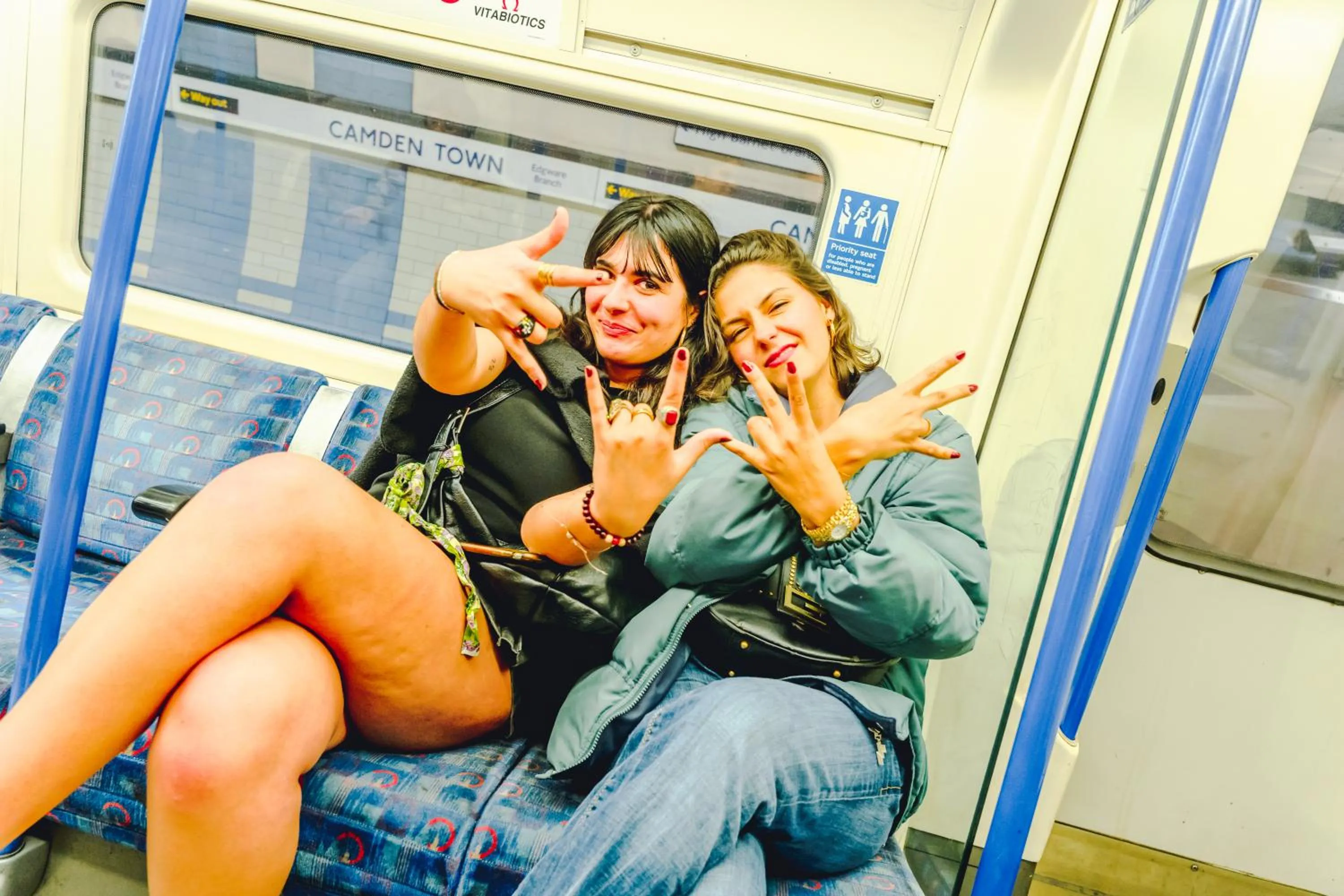 VIP in London Backpackers Youth Hostel 18 - 35 Years Old Only