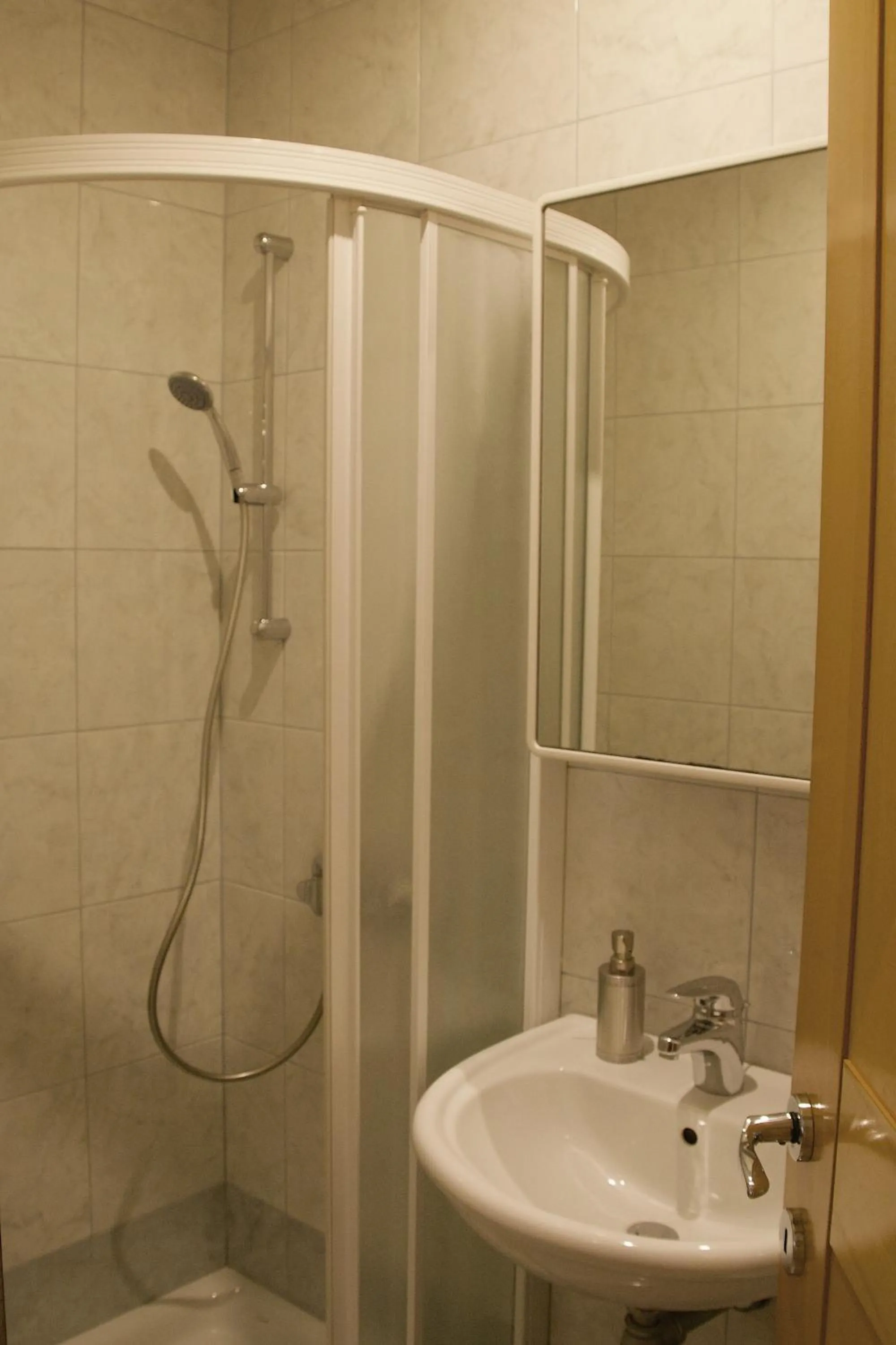 Rudi Hiti's Guest House