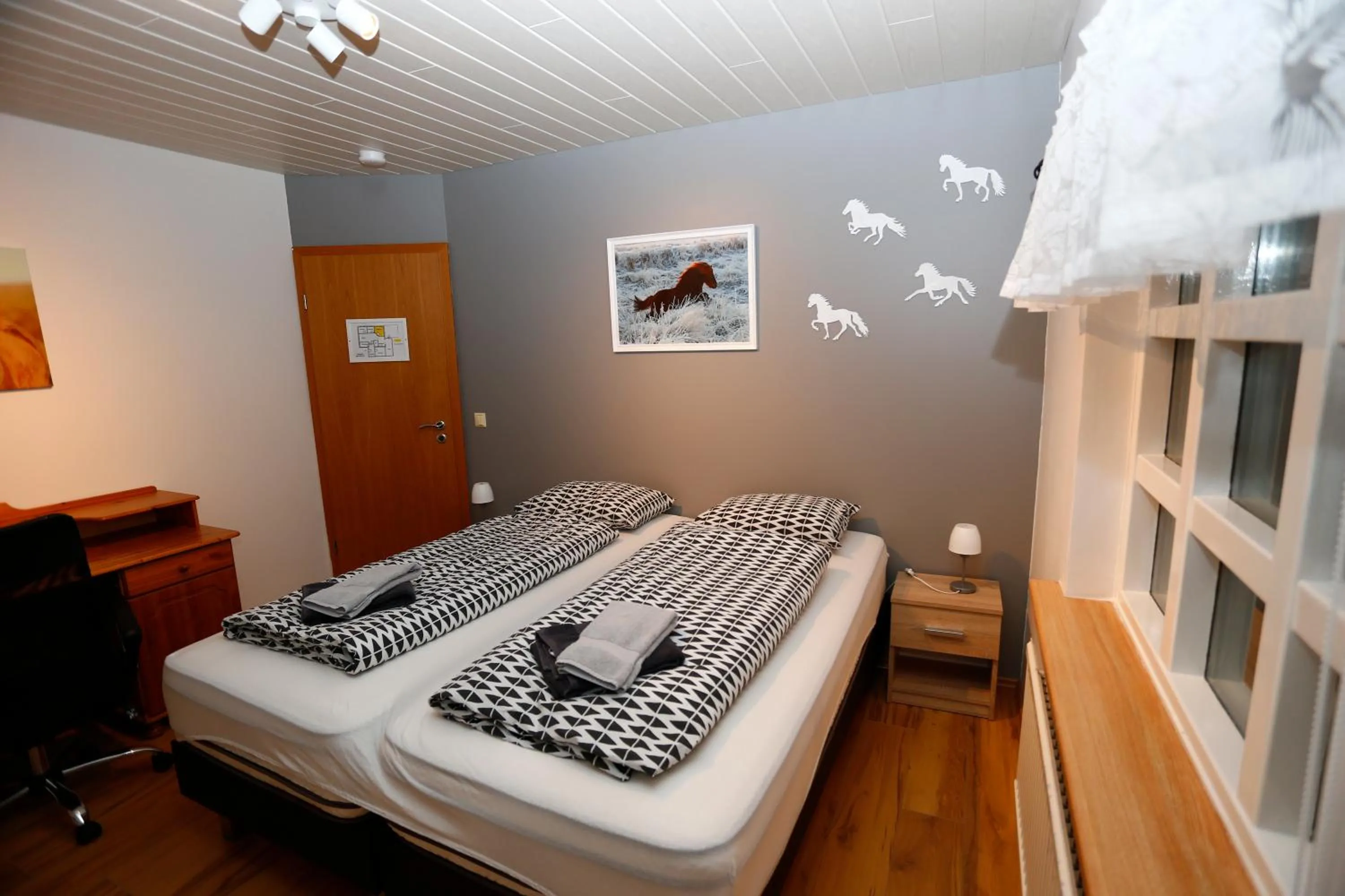 Bedroom, Bed in Hellnafell