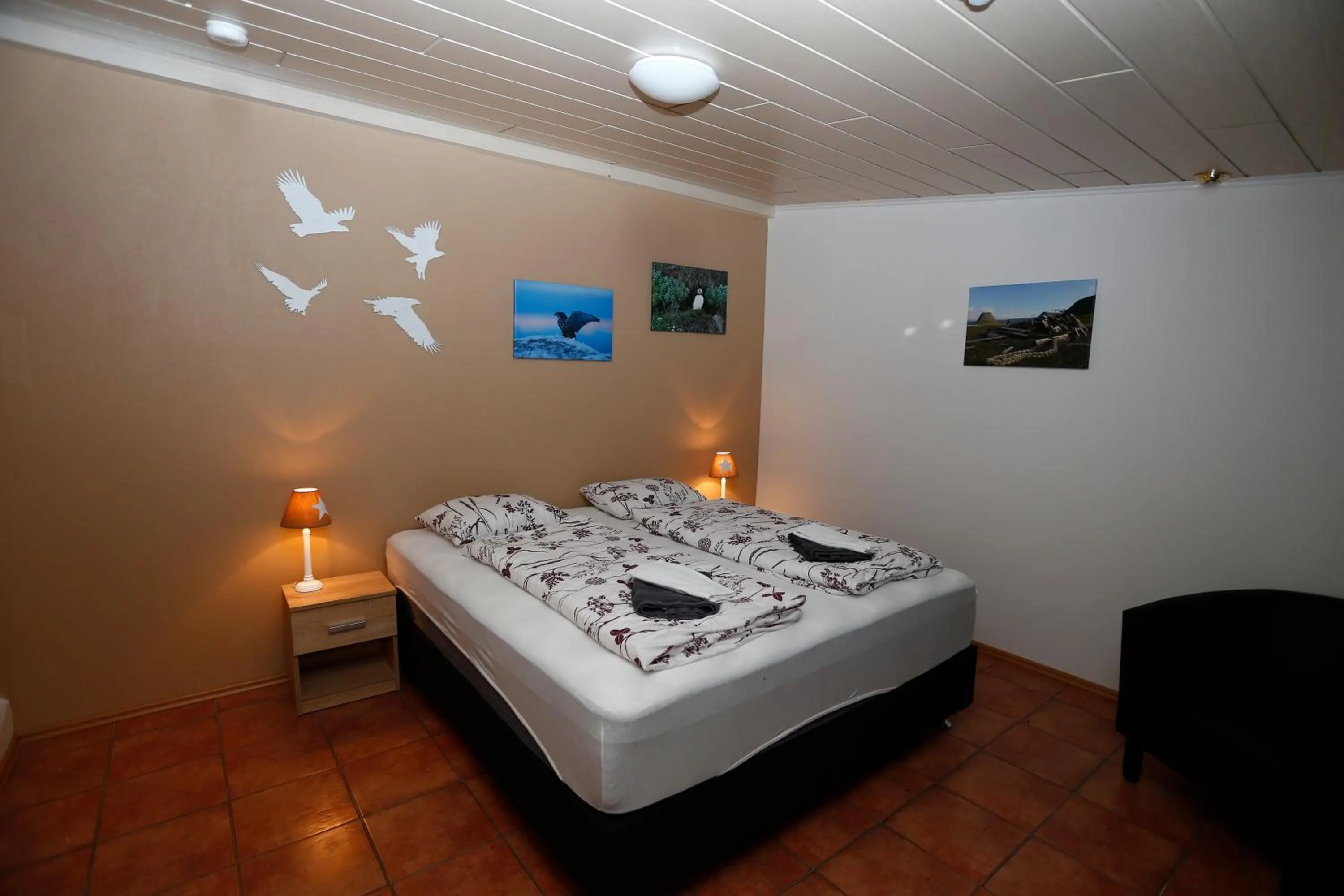 Bedroom, Bed in Hellnafell