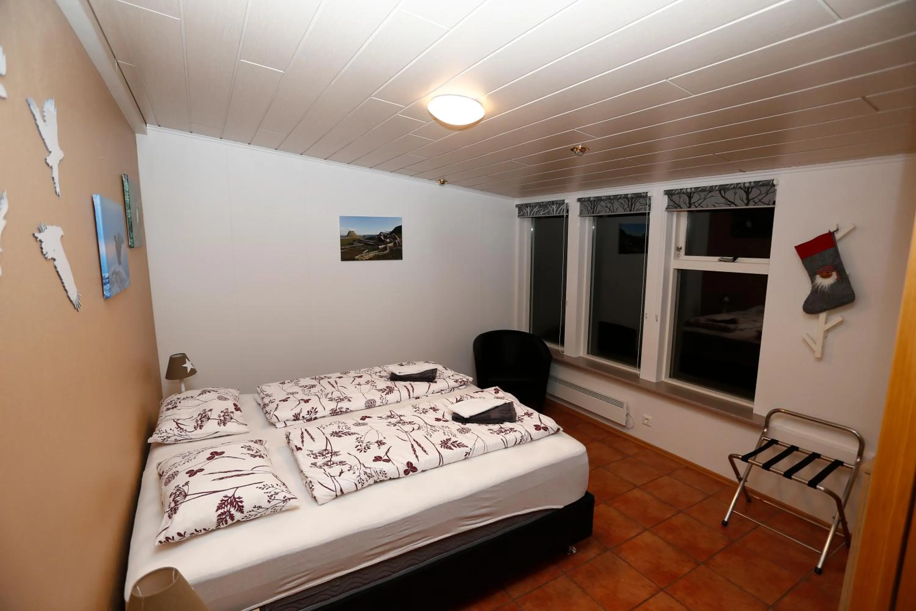 Bedroom, Bed in Hellnafell