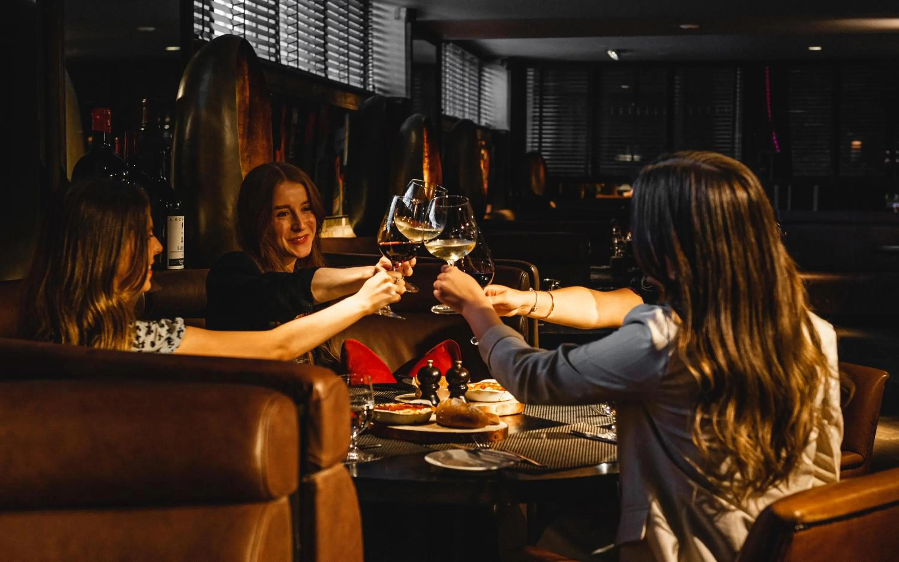 Restaurant/places to eat in Dakota Glasgow