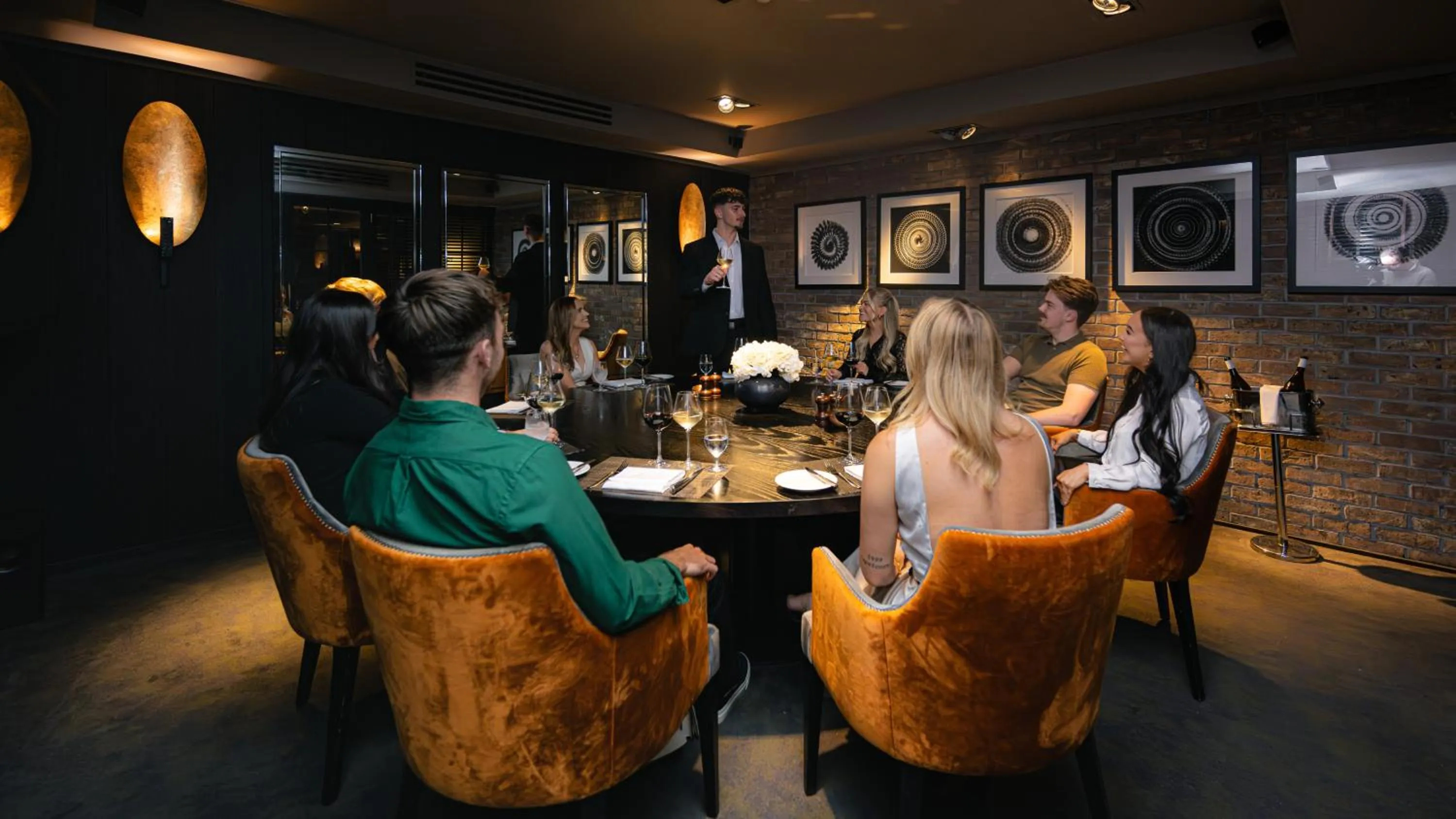 Dining area in Dakota Glasgow