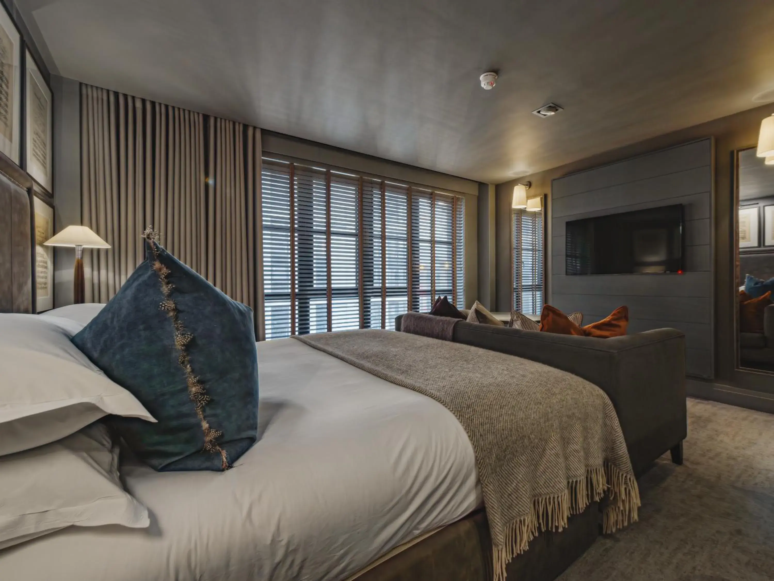 Bedroom, Bed in Dakota Glasgow Bedroom, Bed in Dakota Glasgow