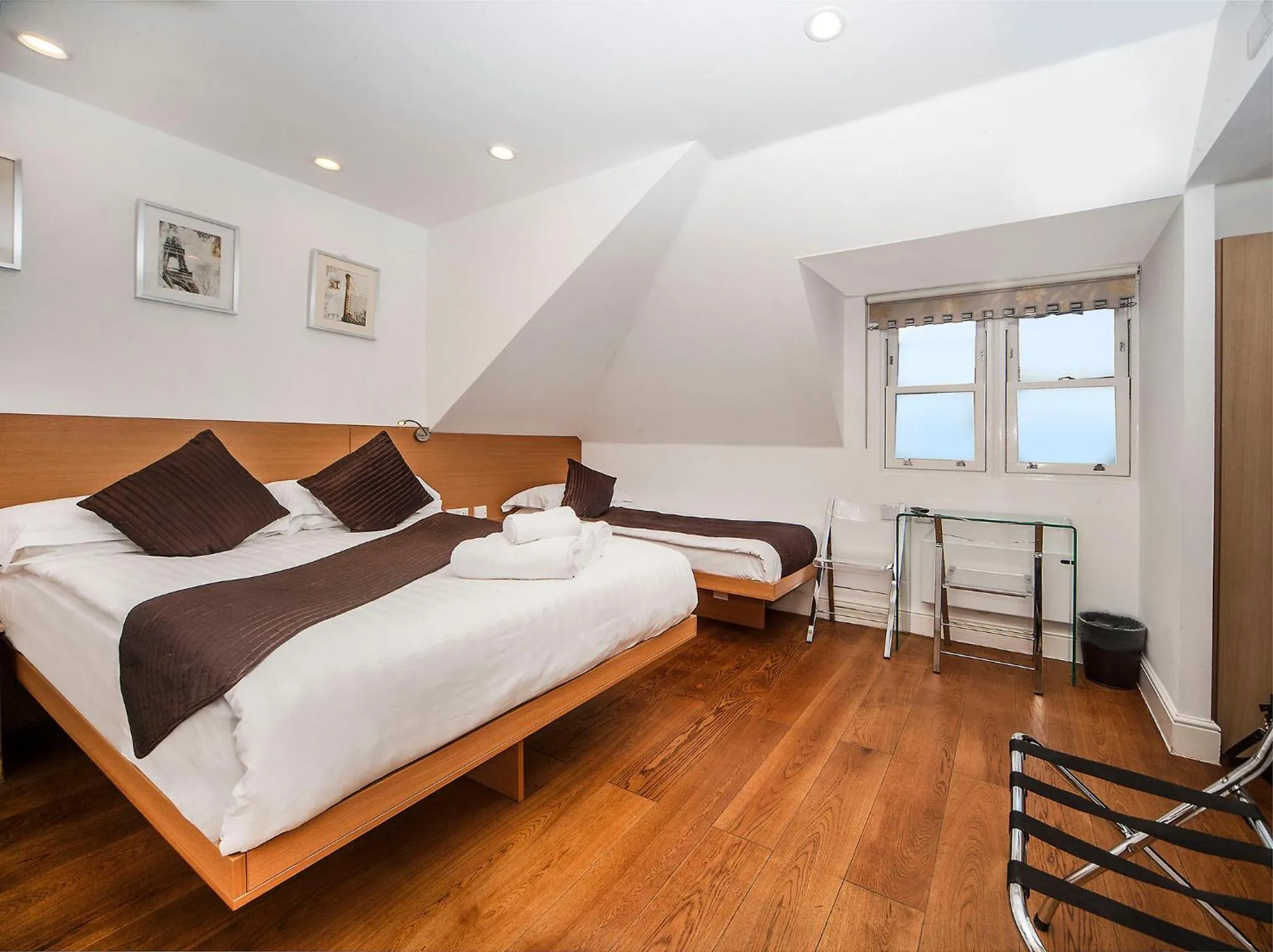 Bed in NOX Kensington