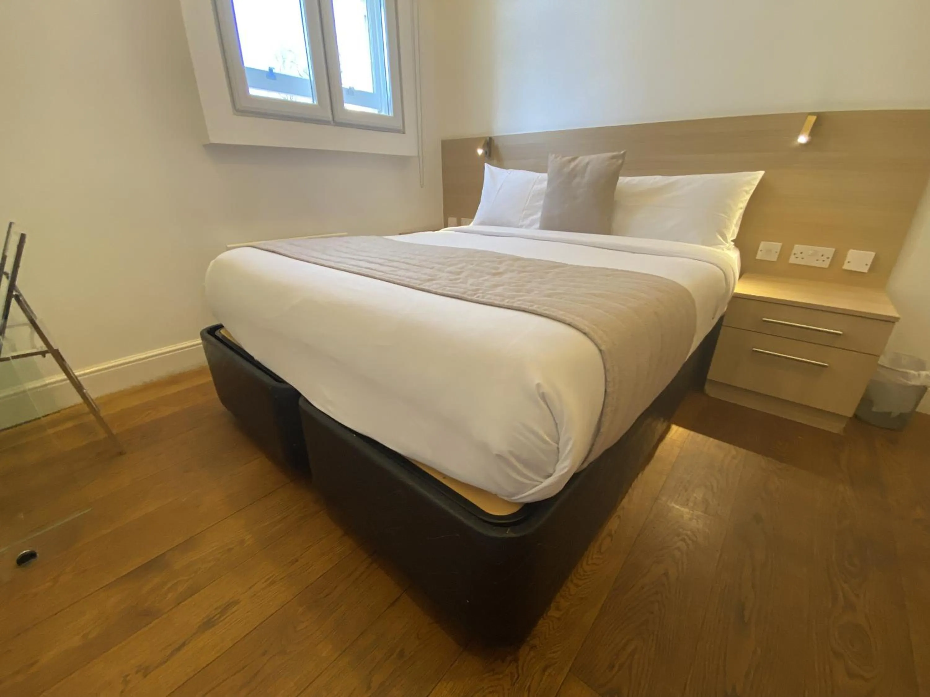 Bed in NOX Kensington