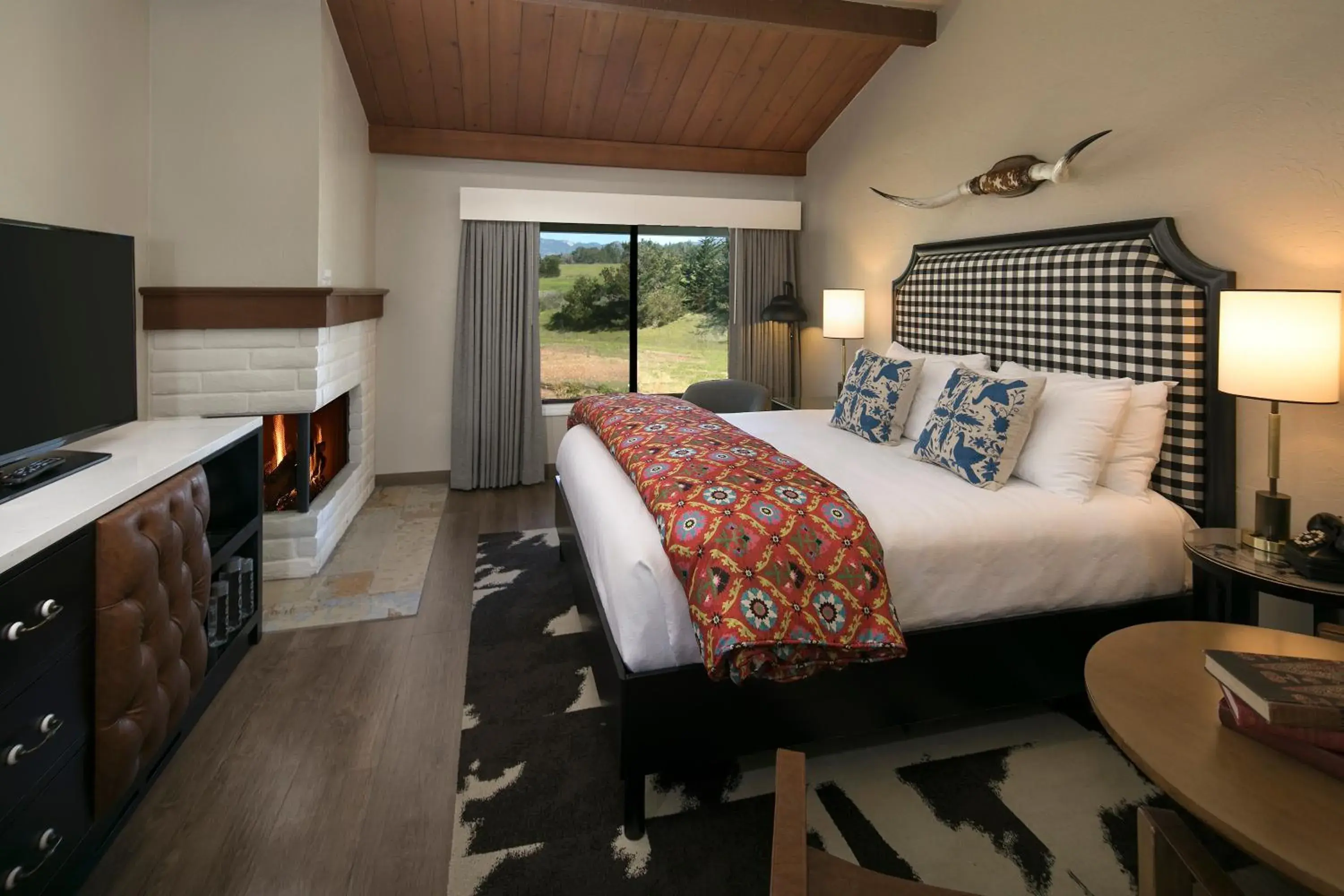 Photo of the whole room, Bed in Oceanpoint Ranch Photo of the whole room, Bed in Oceanpoint Ranch