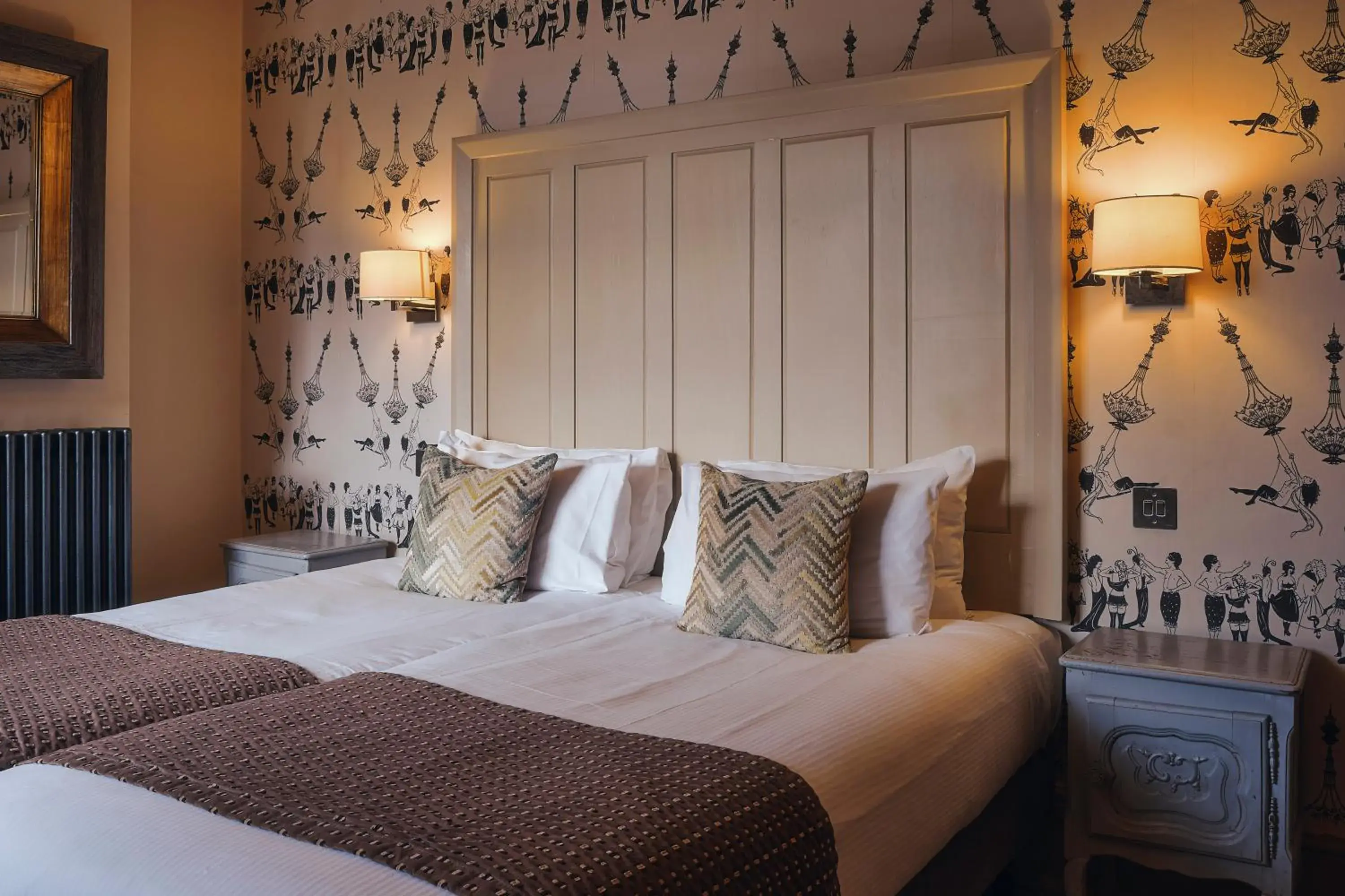 Large Twin Room in Rose and Crown Stoke Newington Large Twin Room in Rose and Crown Stoke Newington