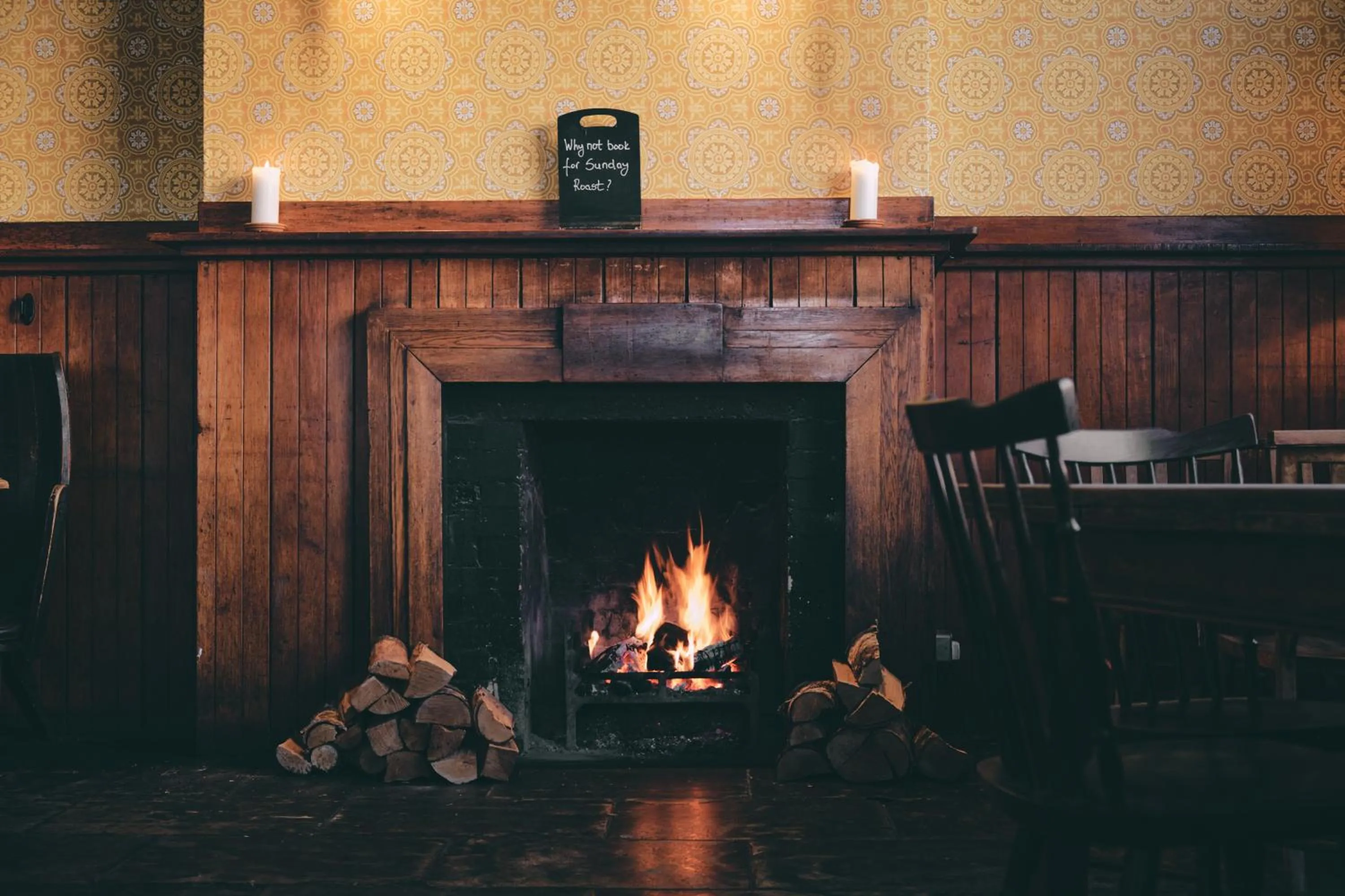flat iron in Rose and Crown Stoke Newington