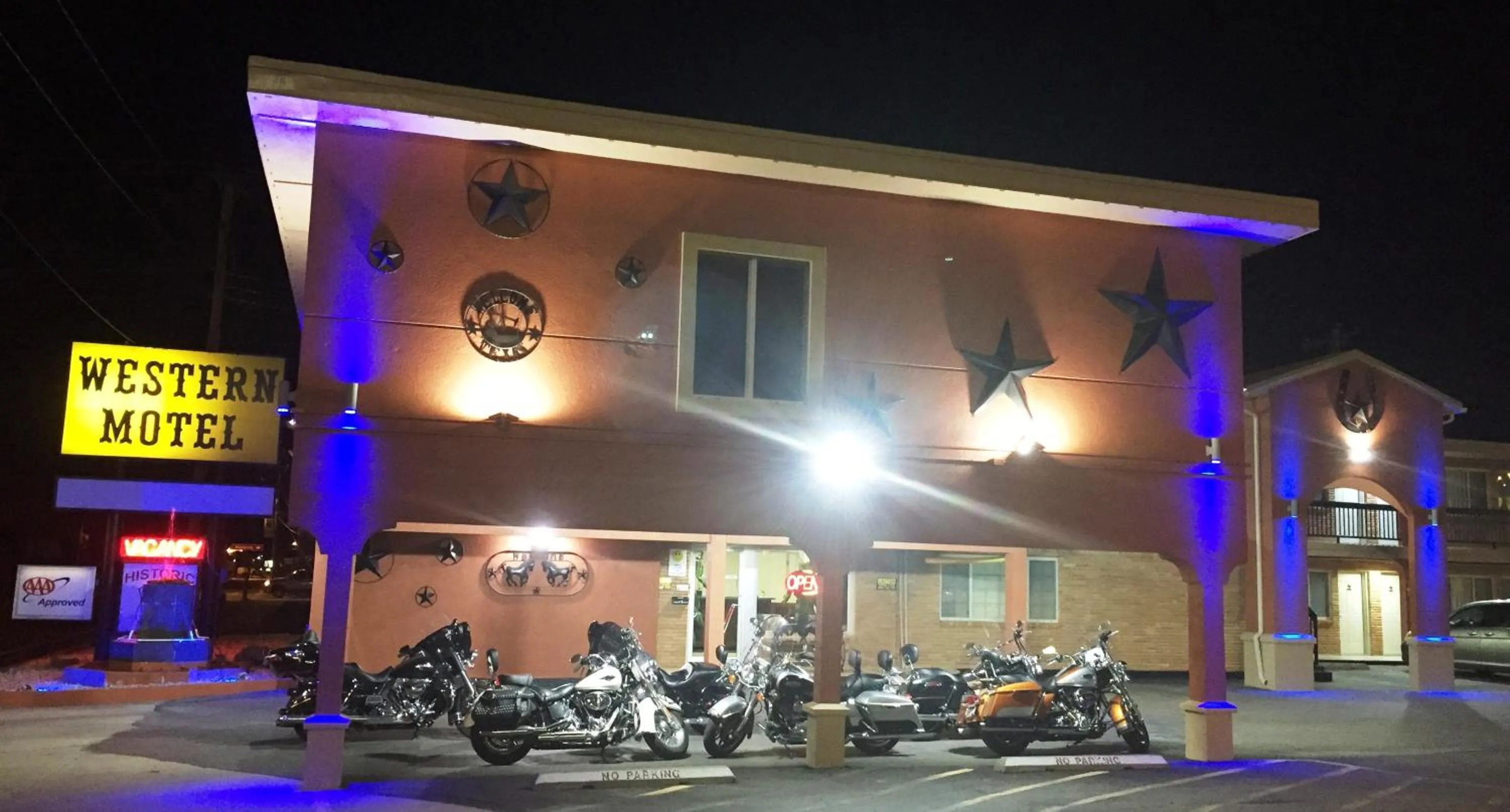 Property building in Western Motel